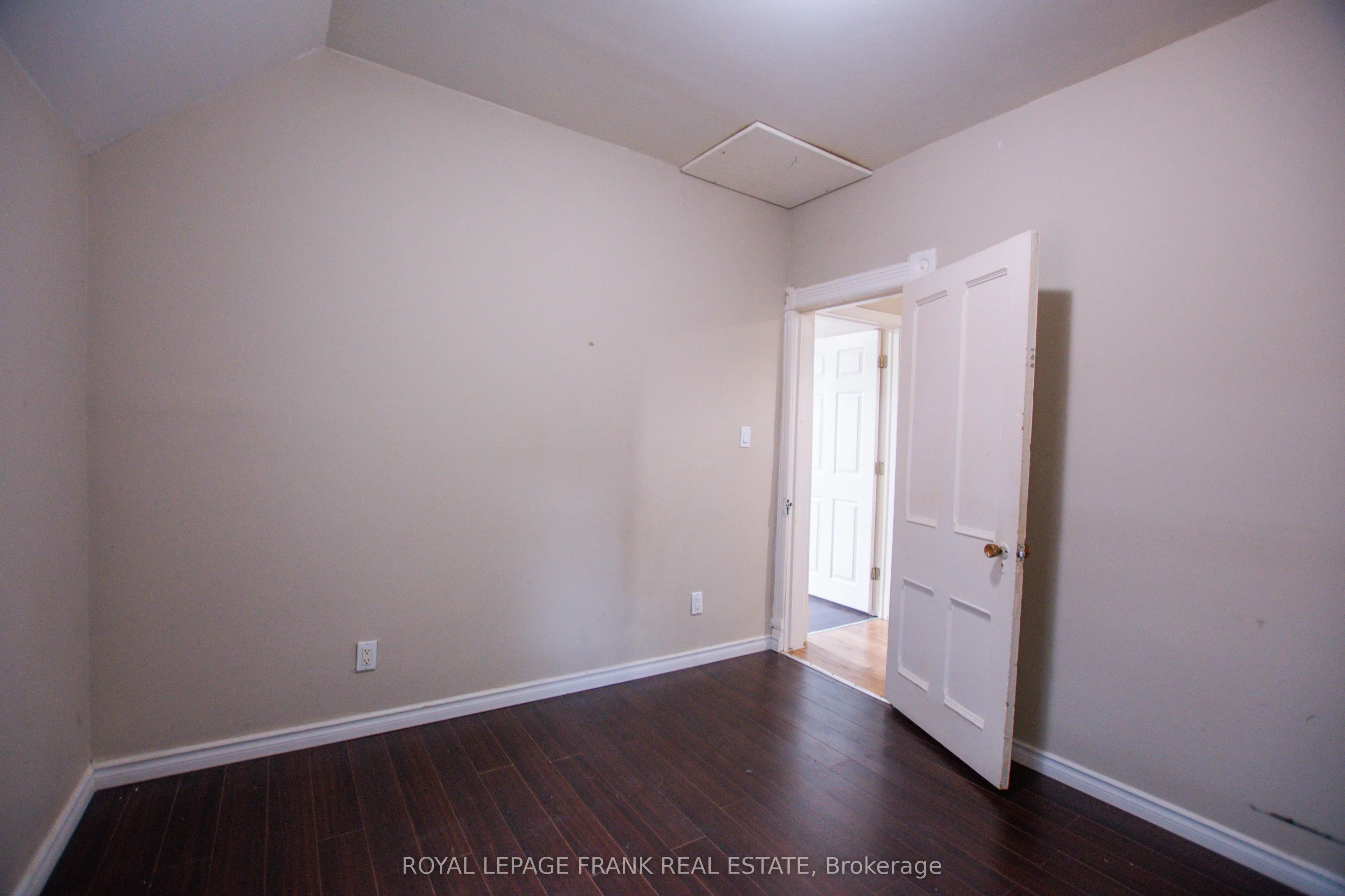 340 Regina Street