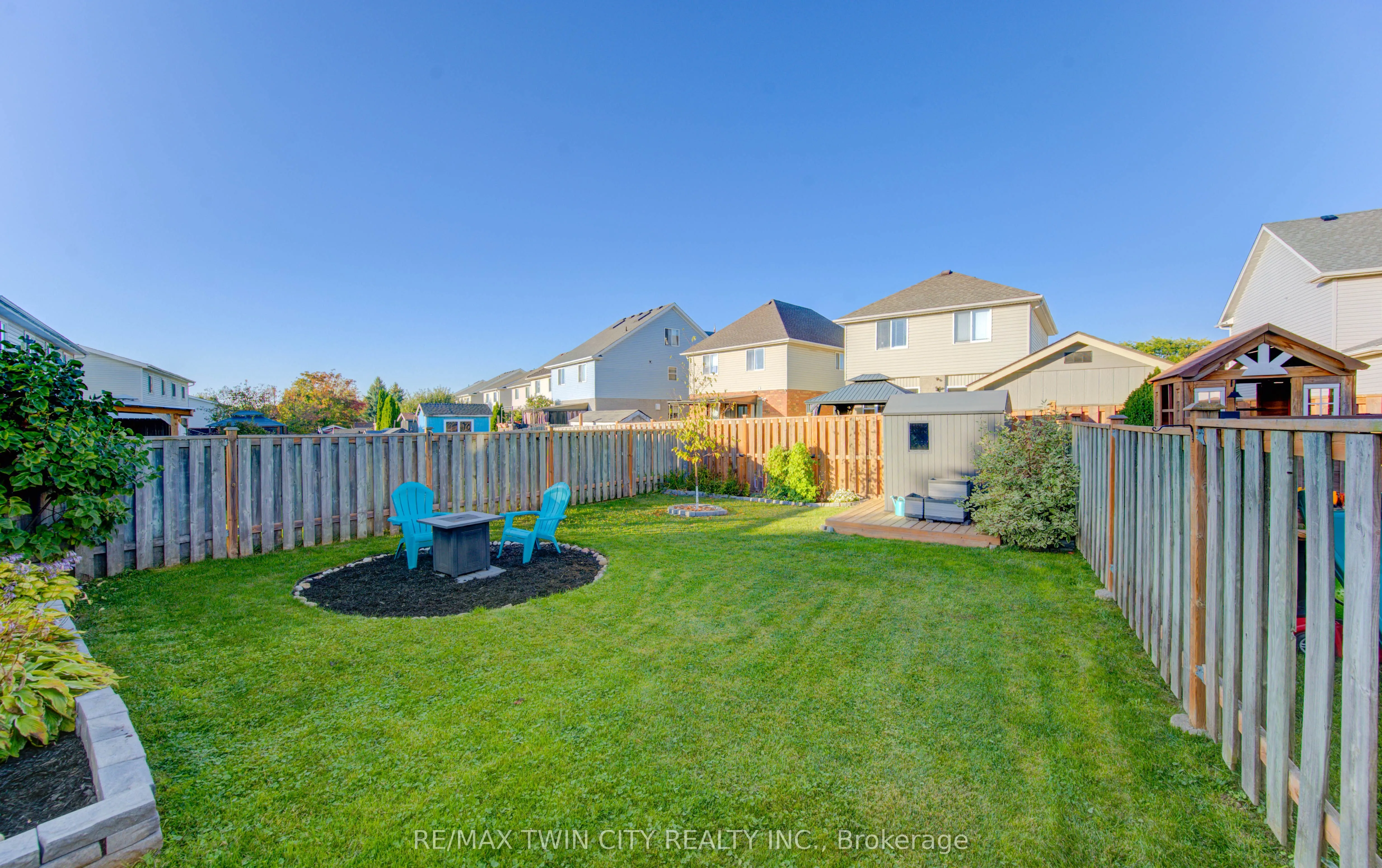563 Mortimer Drive