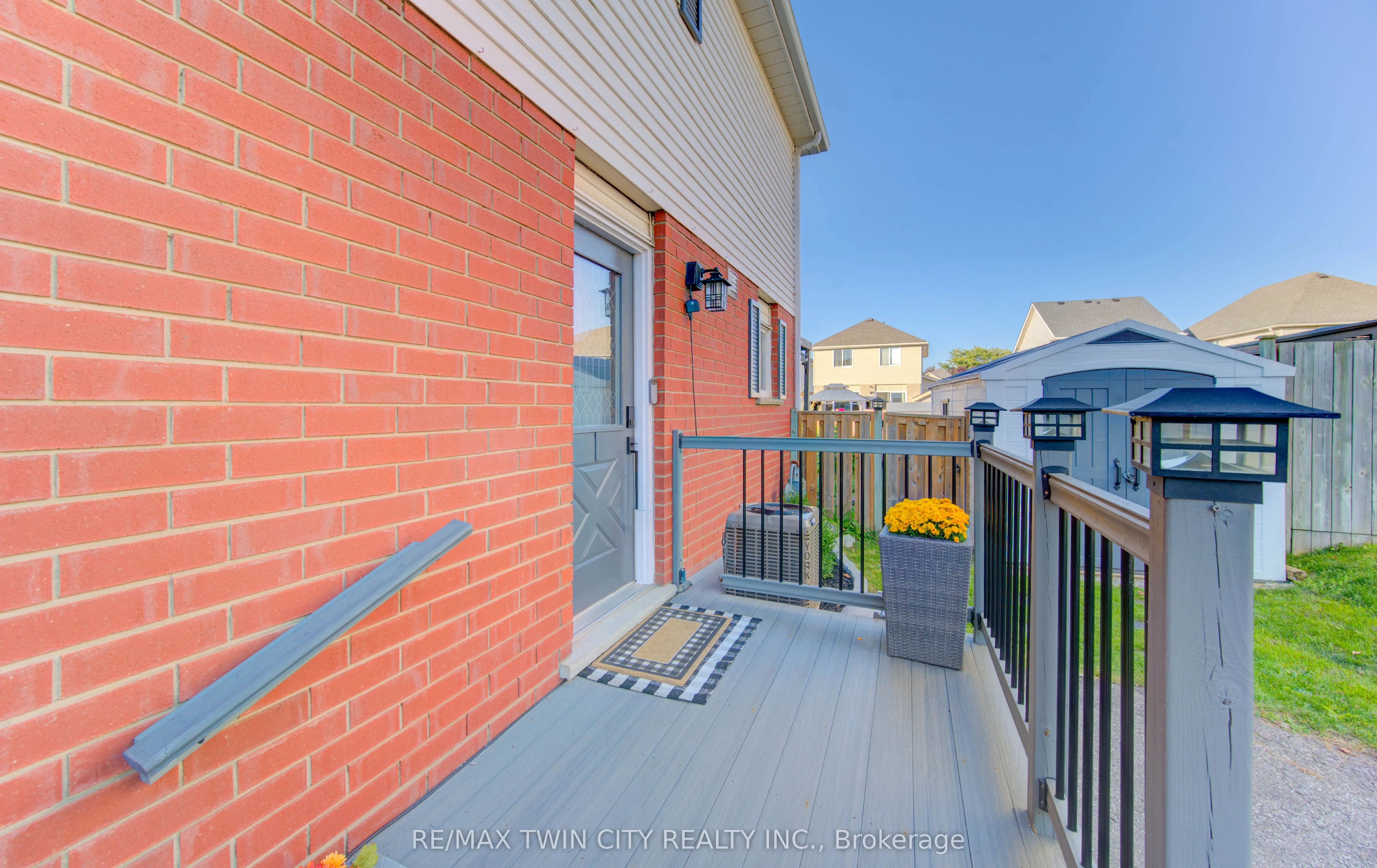 563 Mortimer Drive