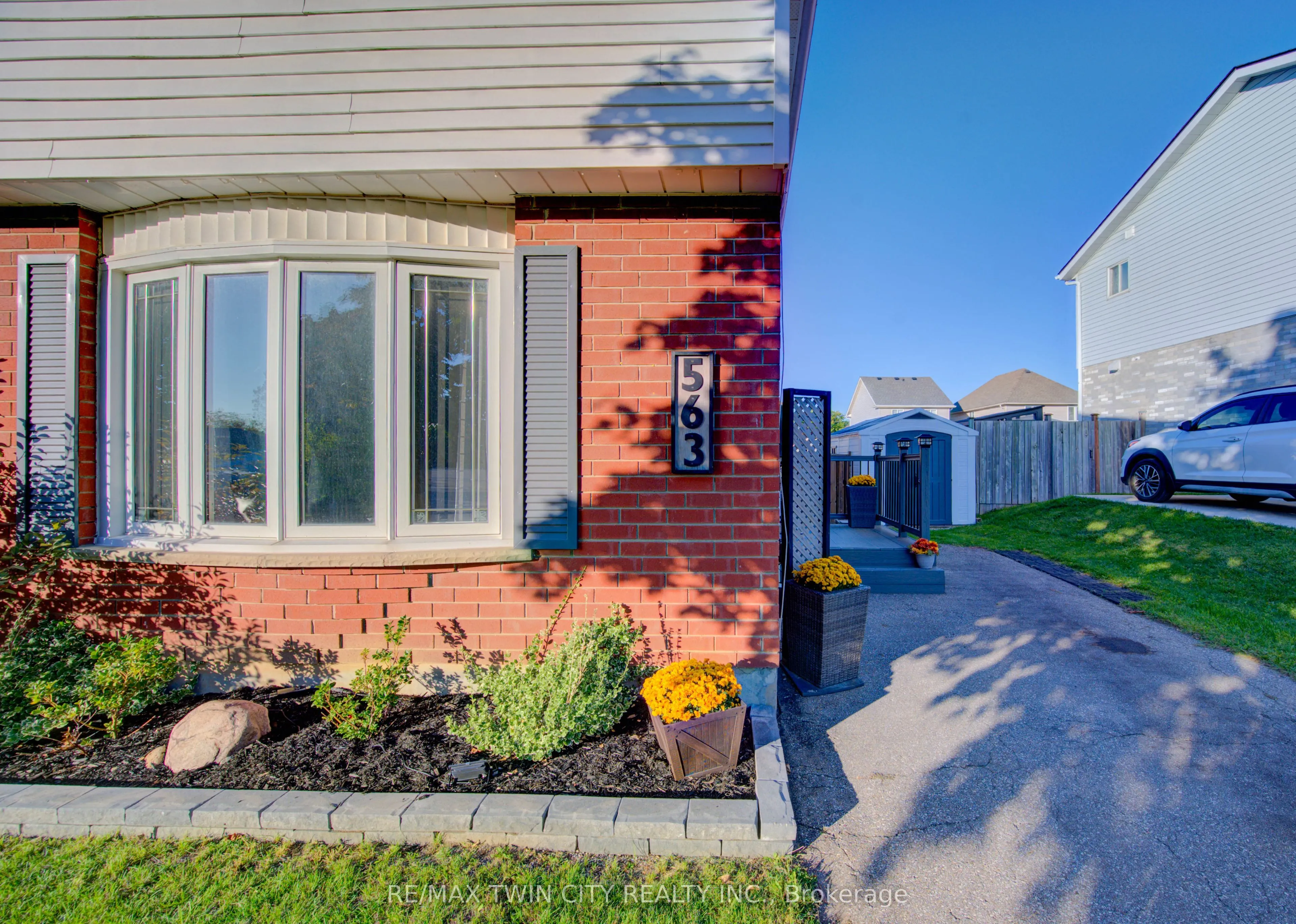 563 Mortimer Drive