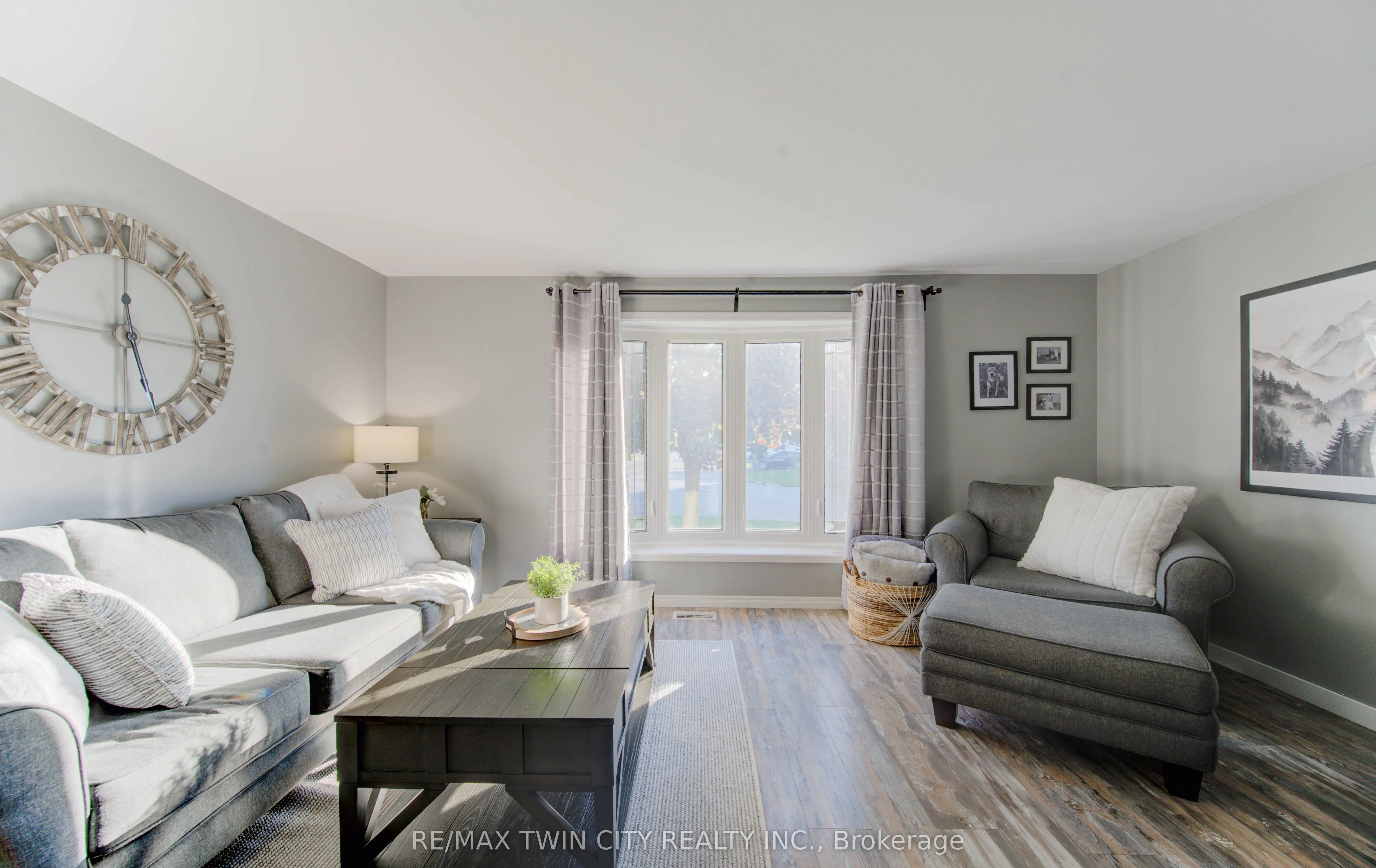 563 Mortimer Drive