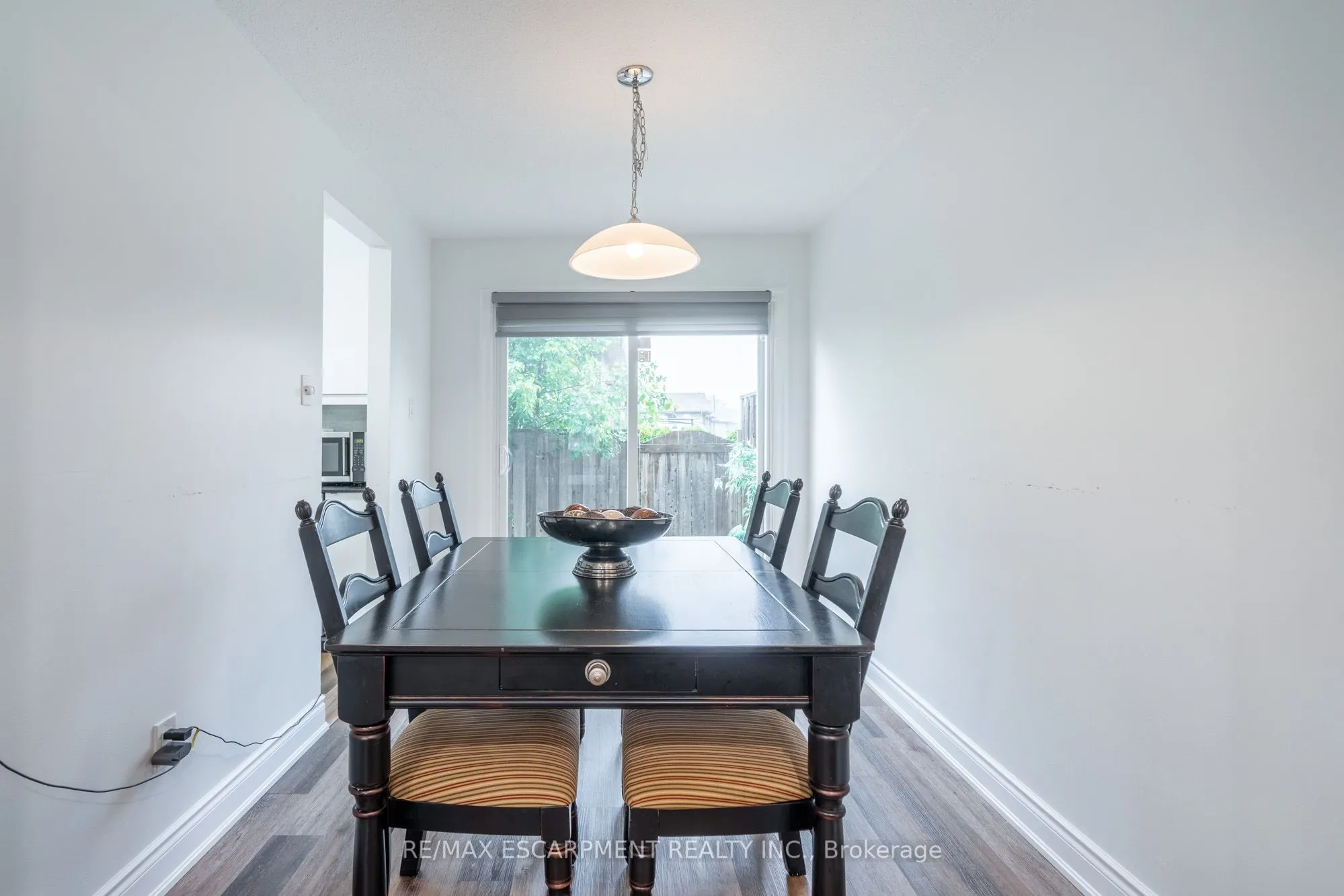 596 Grey Street, #8