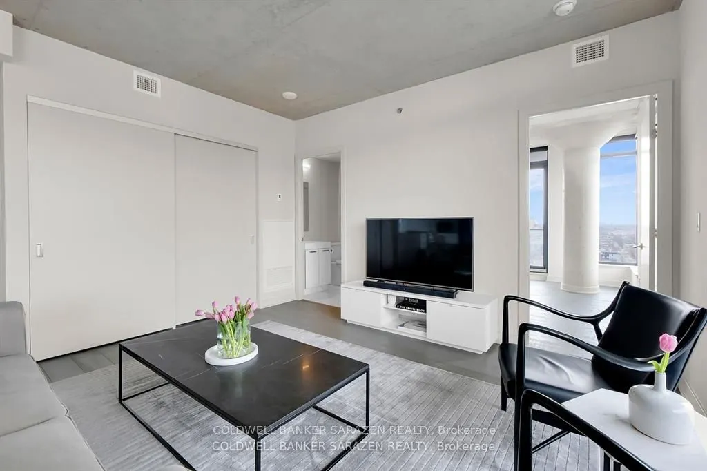 203 Catherine Street, #1407