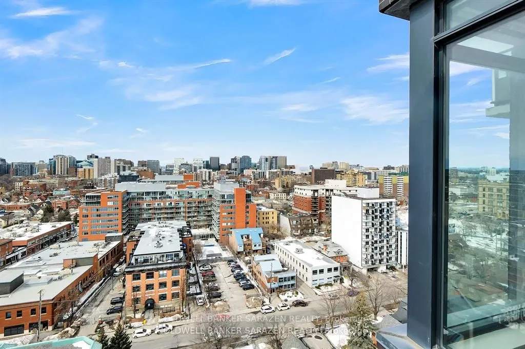 203 Catherine Street, #1407