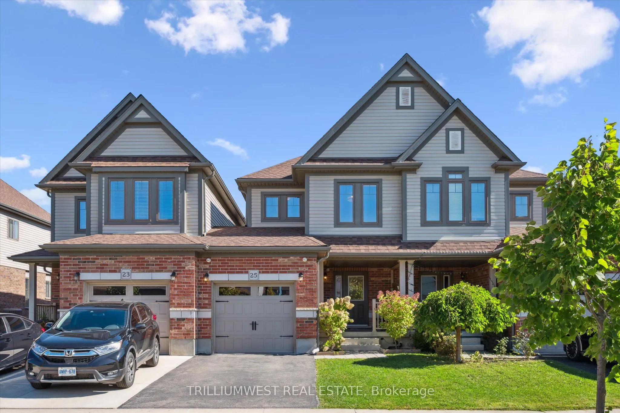 25 Sandybay Avenue
