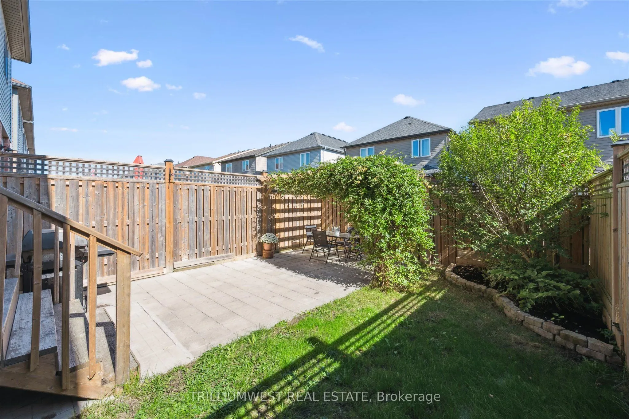 25 Sandybay Avenue