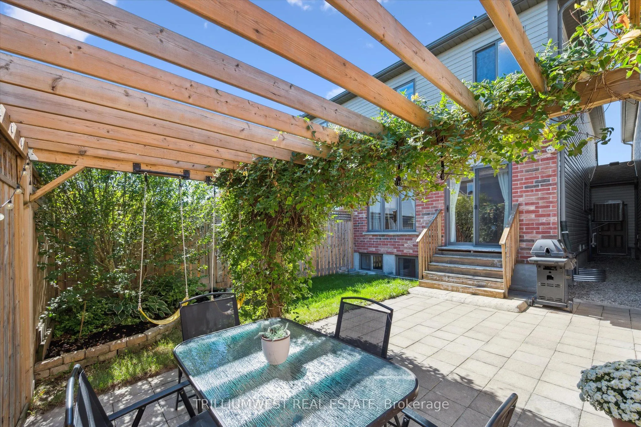 25 Sandybay Avenue