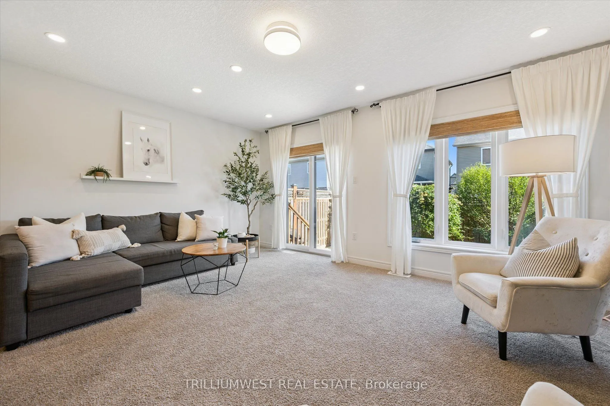 25 Sandybay Avenue