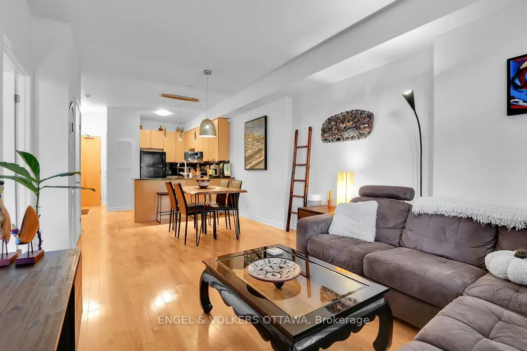 205 Bolton Street, #115
