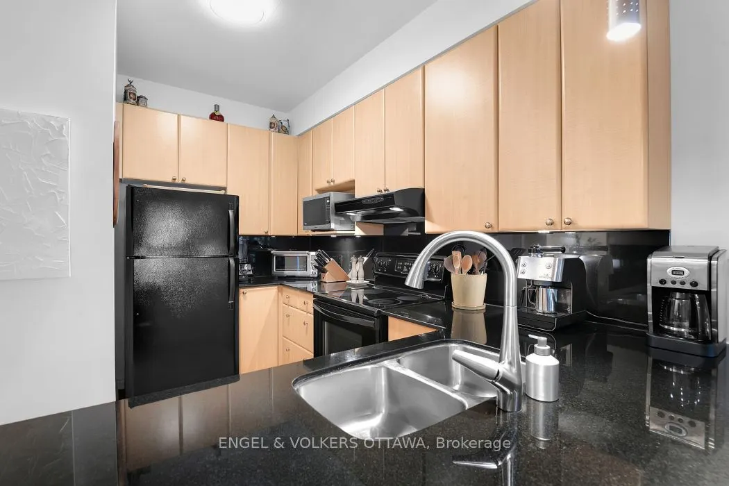 205 Bolton Street, #115