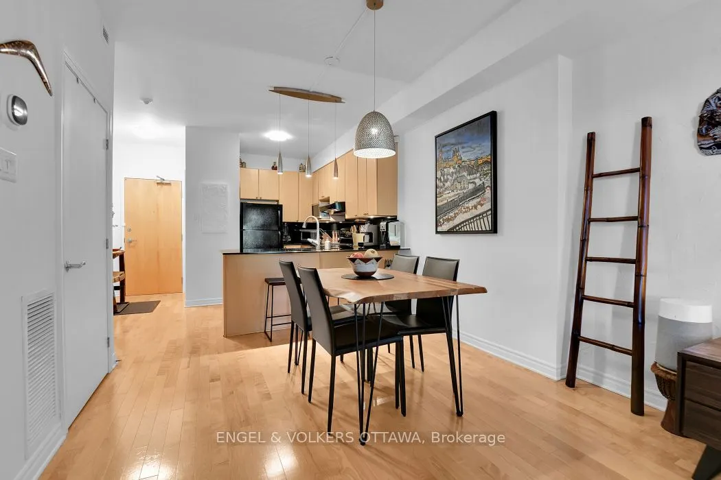 205 Bolton Street, #115