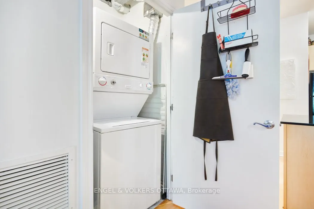 205 Bolton Street, #115