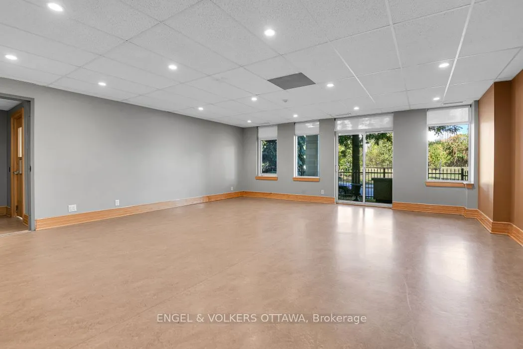 205 Bolton Street, #115