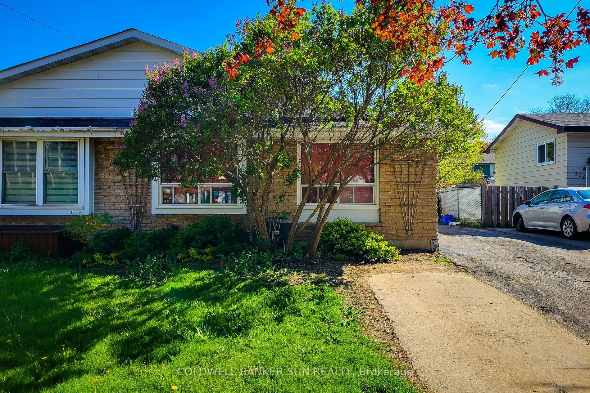 566 Greenhill Avenue