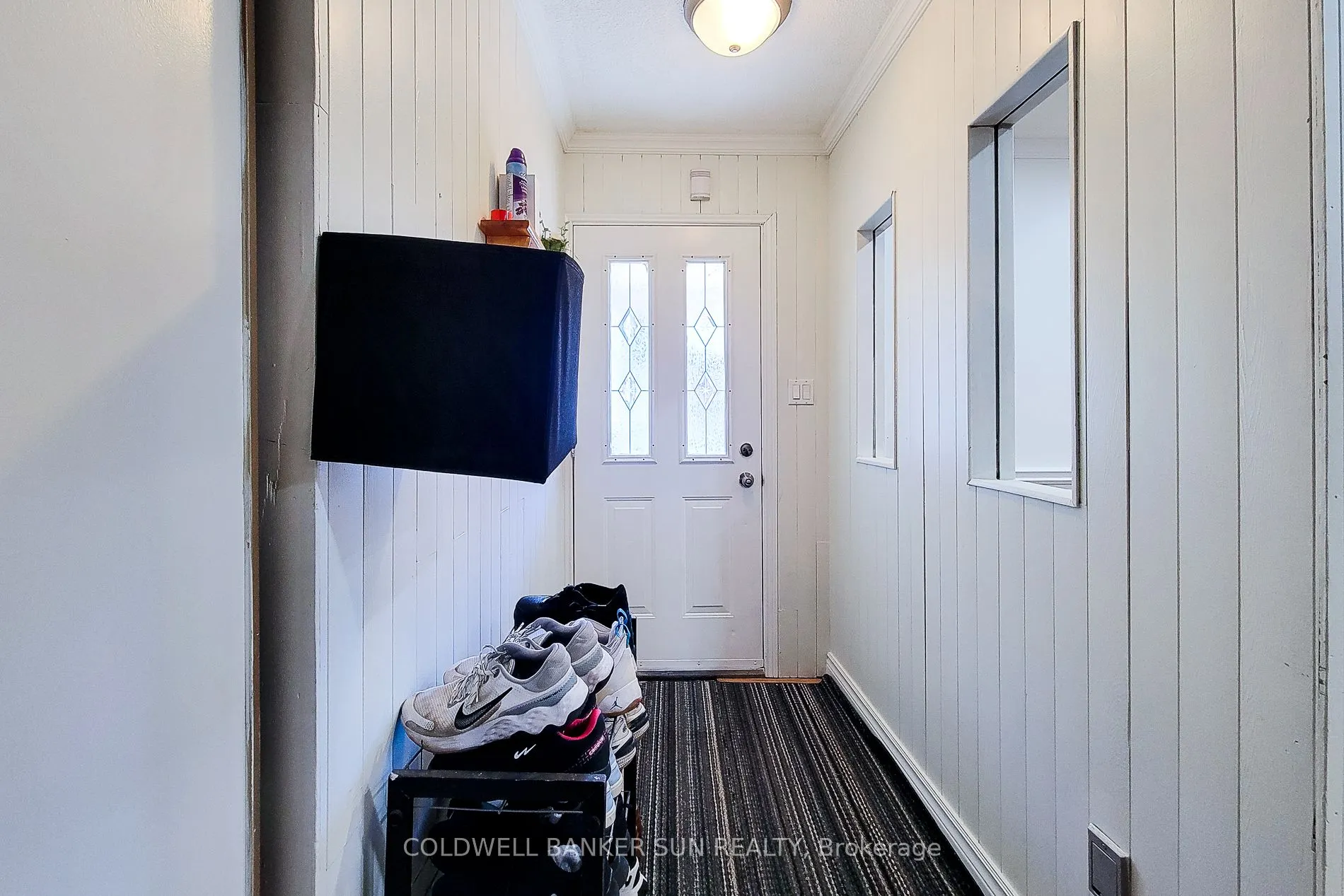 566 Greenhill Avenue
