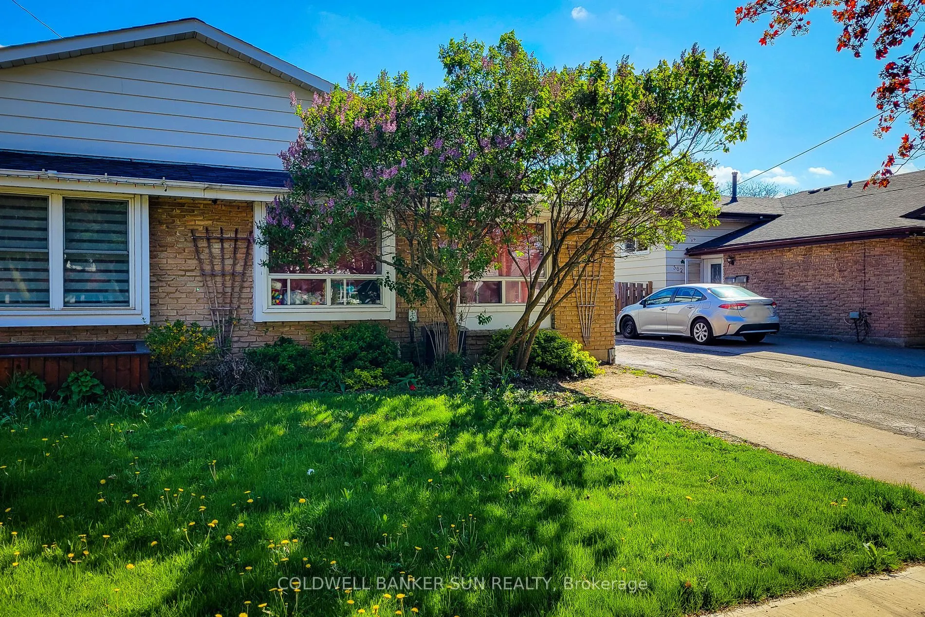 566 Greenhill Avenue