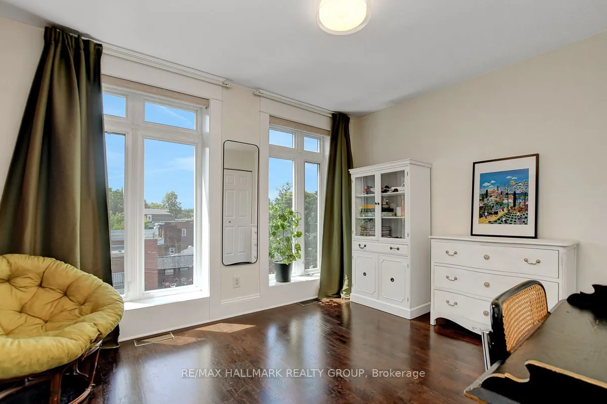 29 Springfield Road, #B