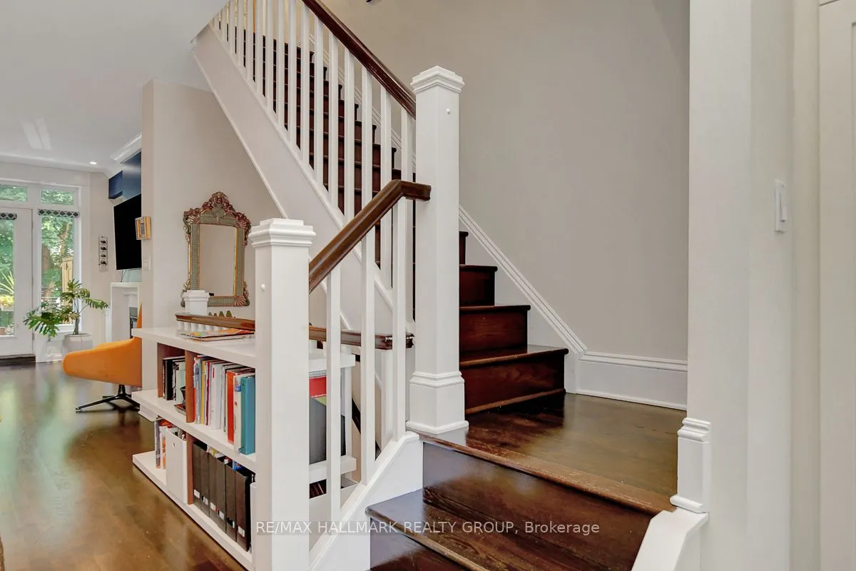 29 Springfield Road, #B