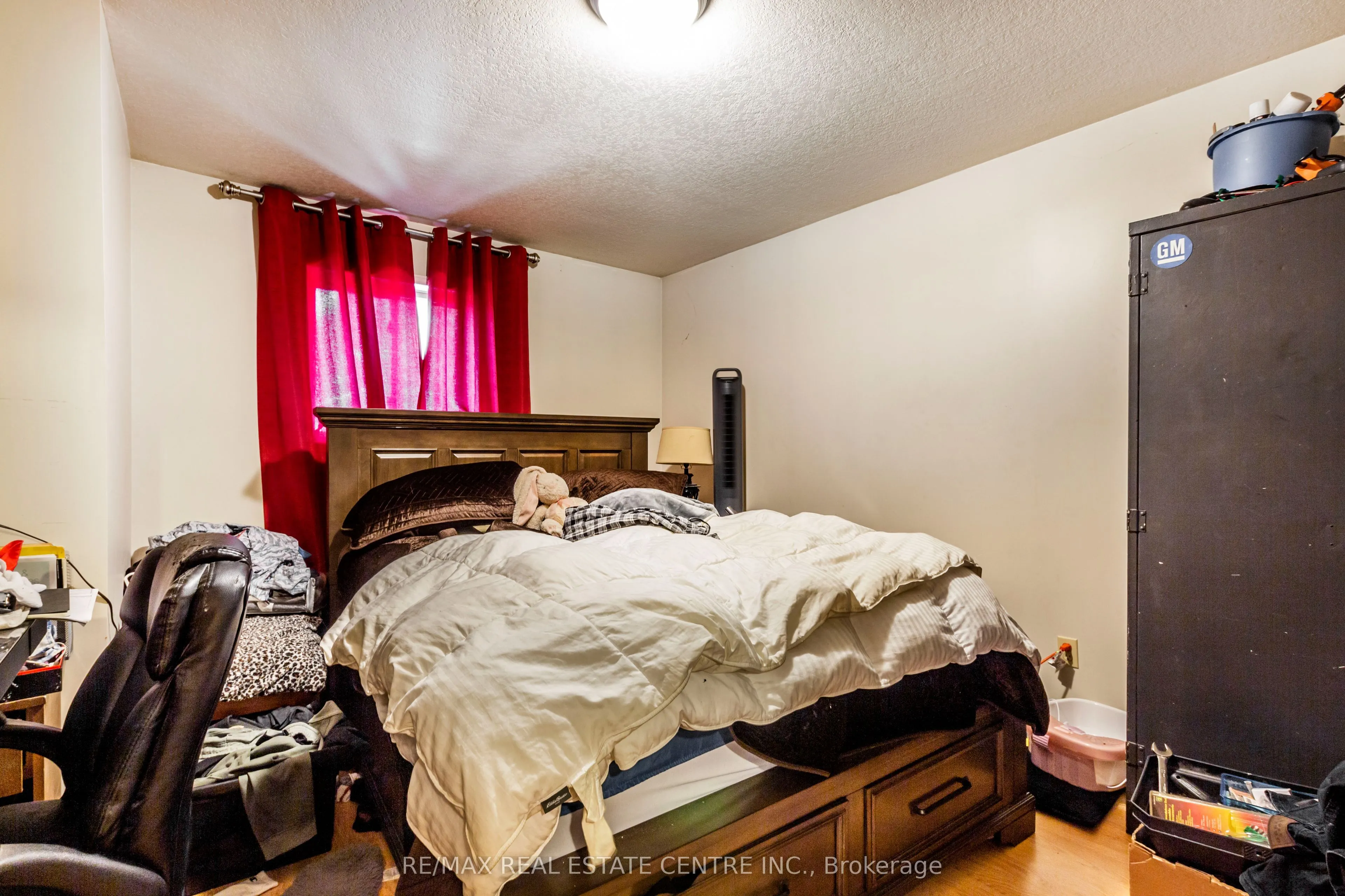 104 Oakwood Avenue