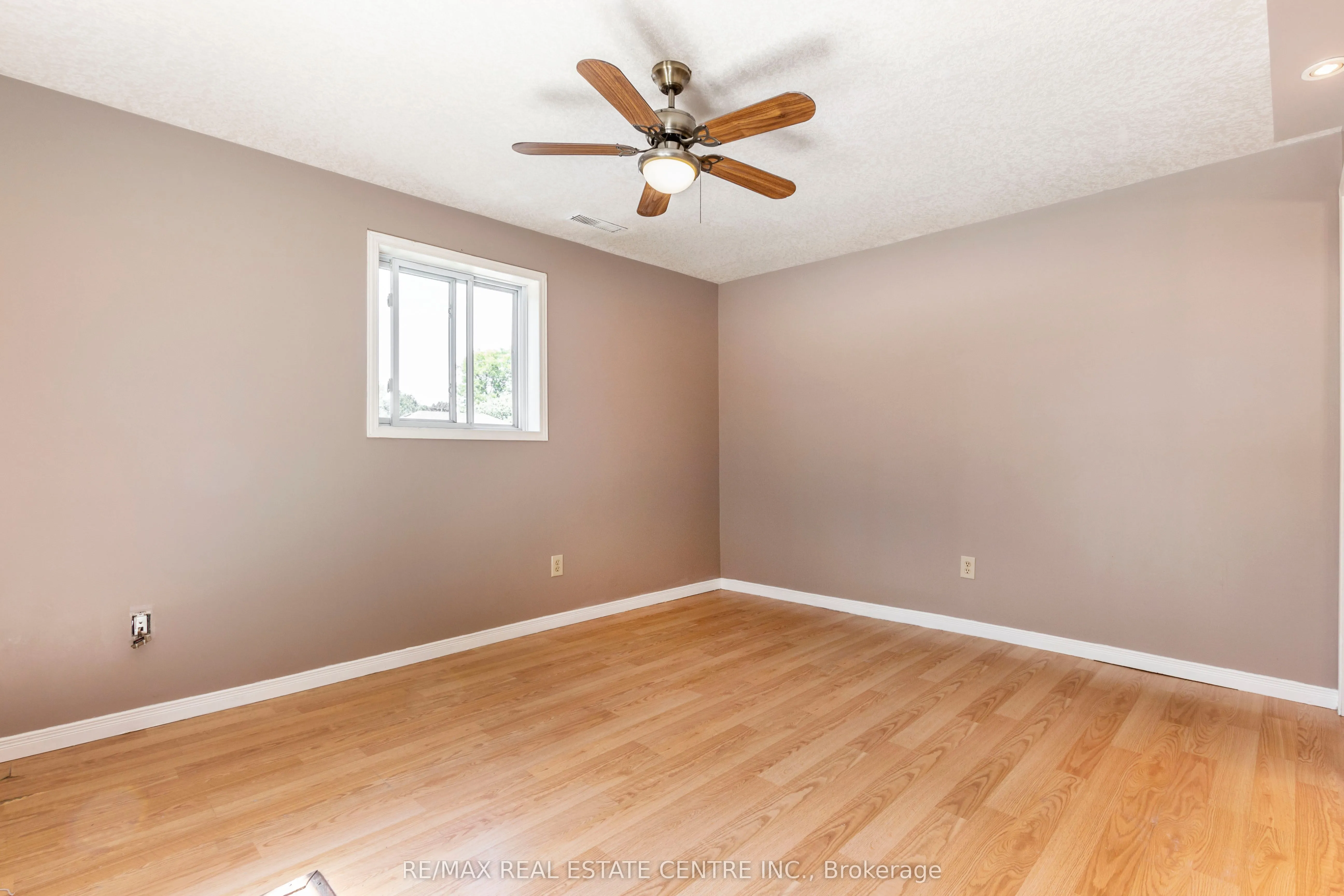 104 Oakwood Avenue