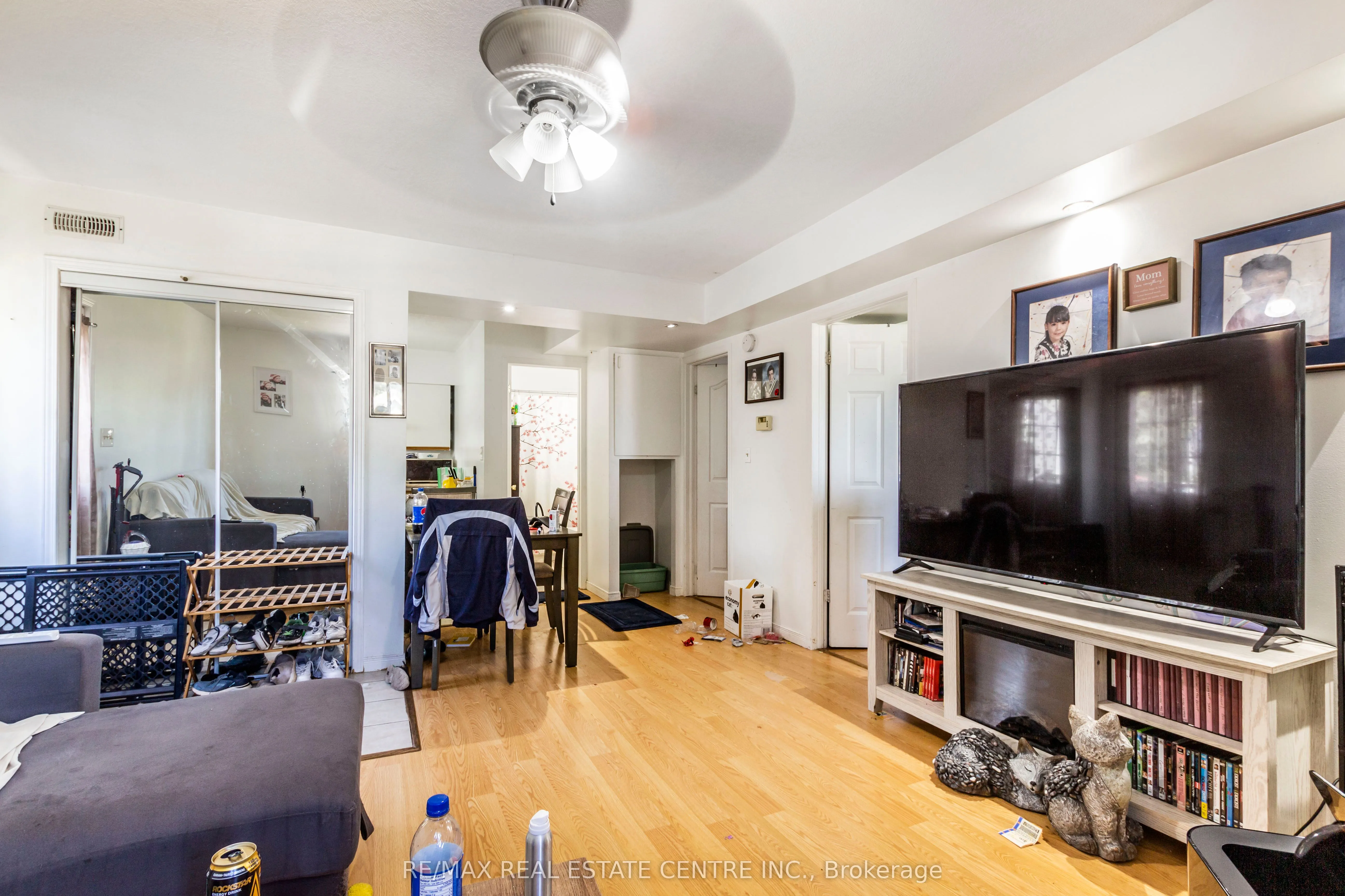 104 Oakwood Avenue
