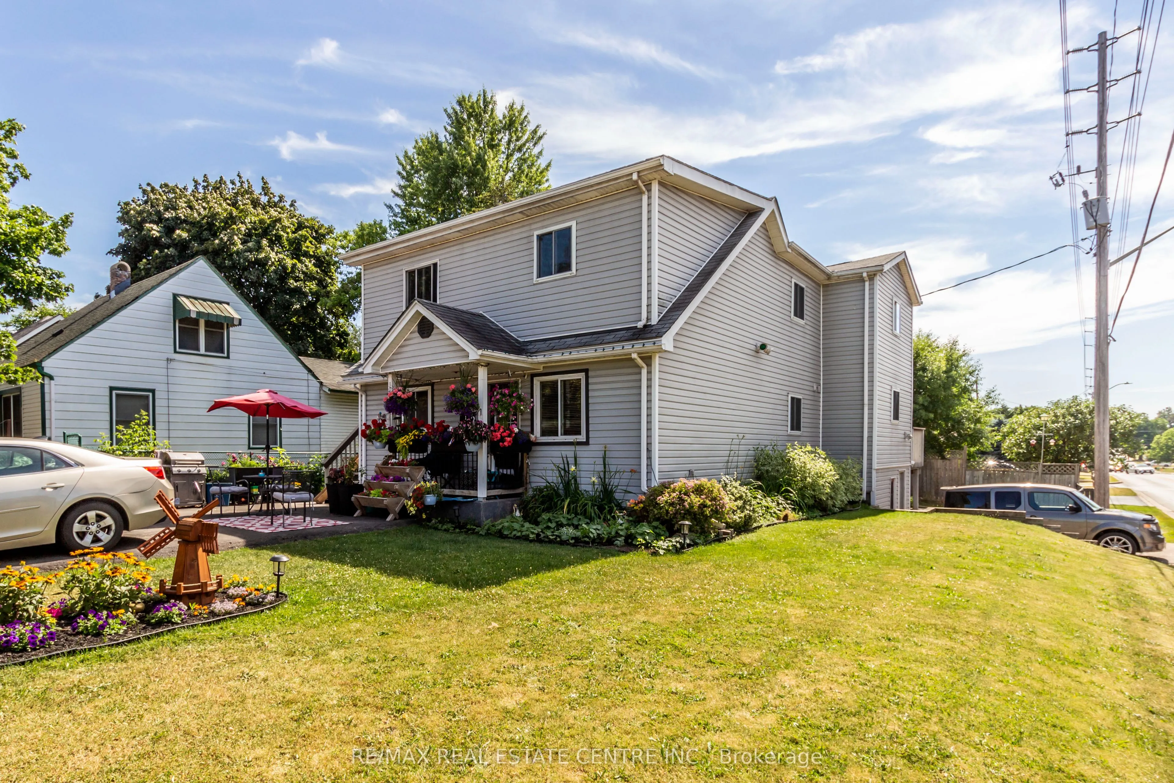 104 Oakwood Avenue