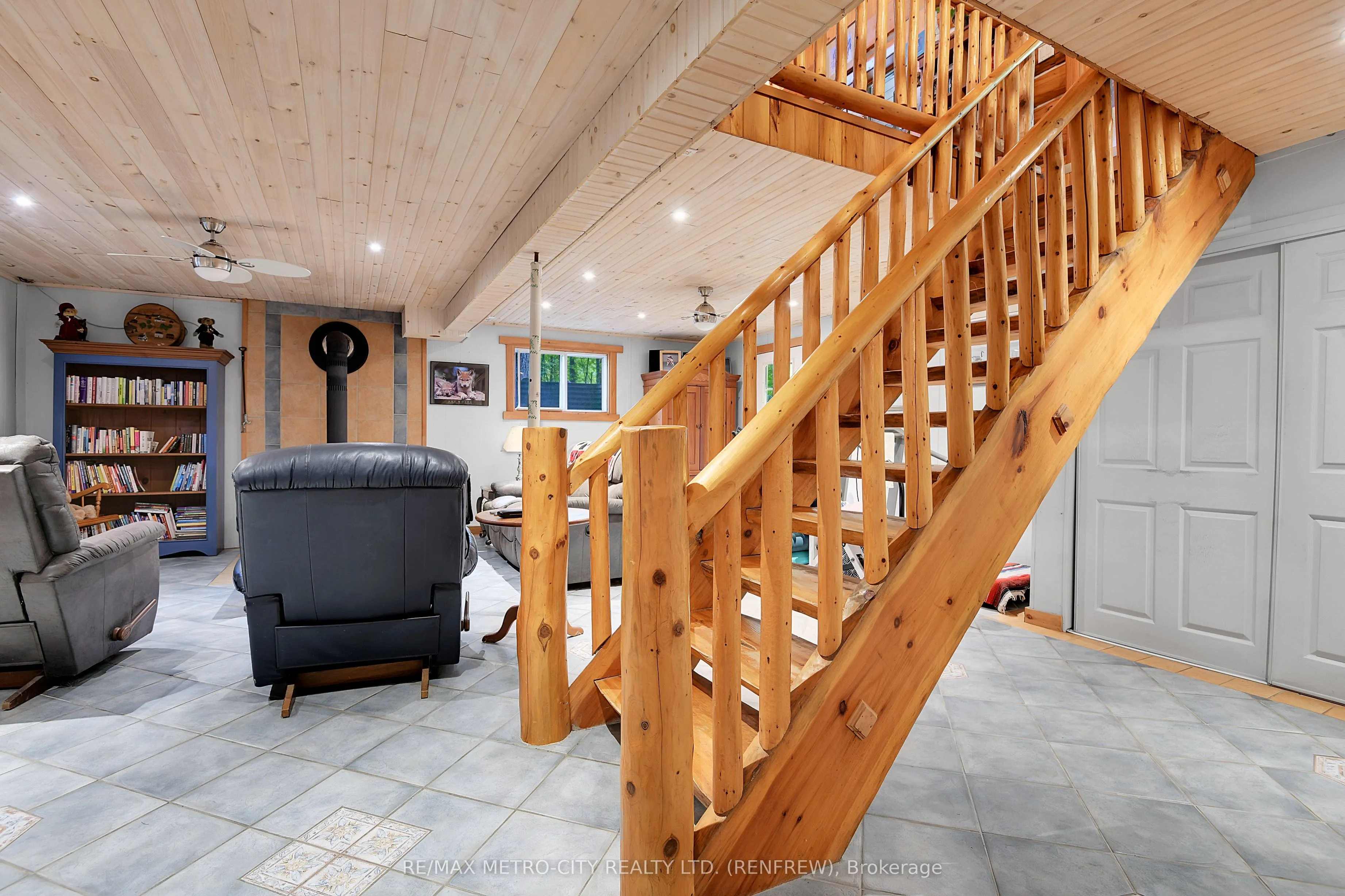 109 Scharf Lane