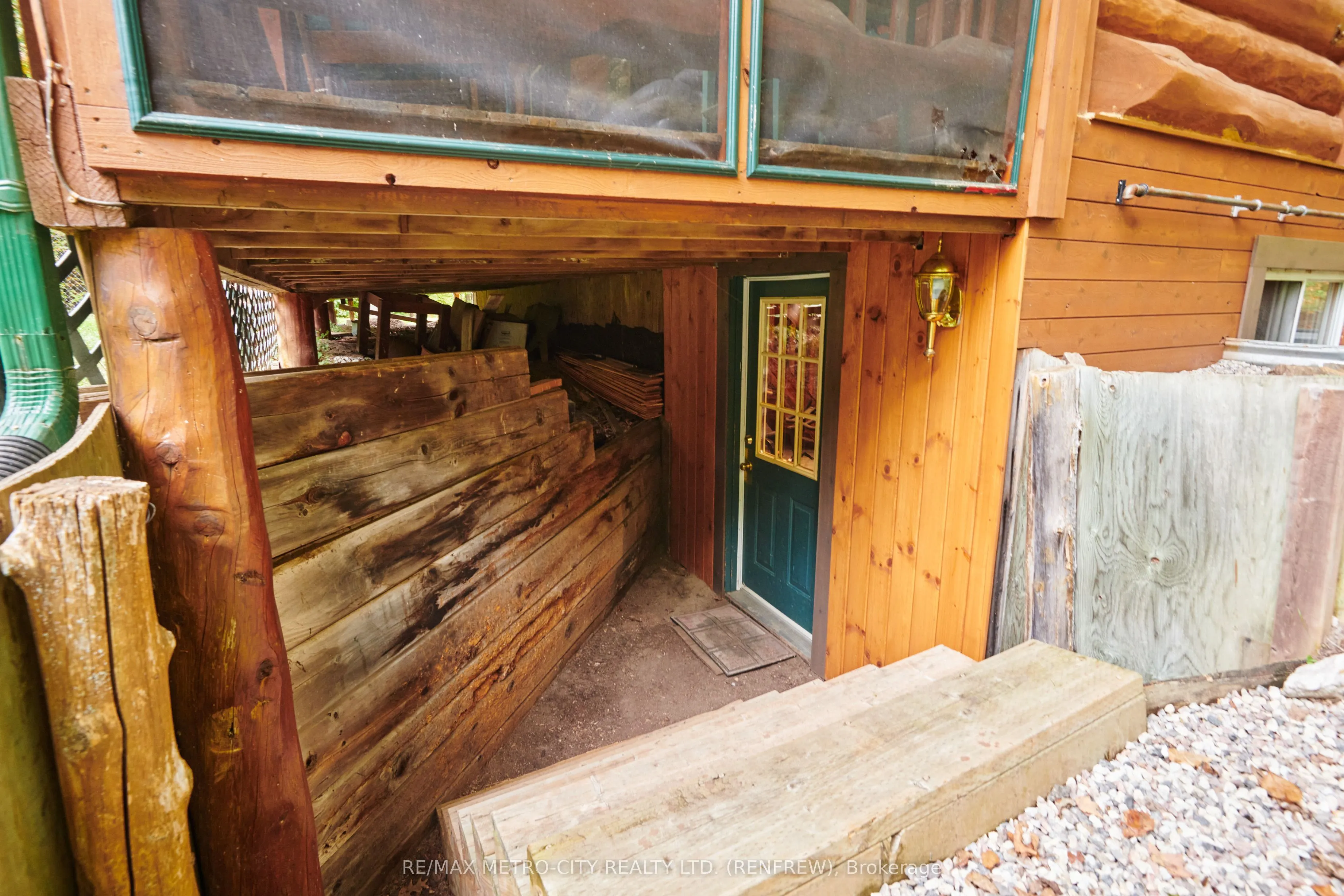 109 Scharf Lane