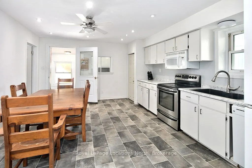 140 Loucks Lane