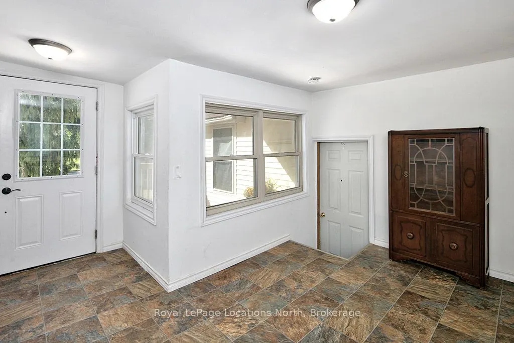 140 Loucks Lane