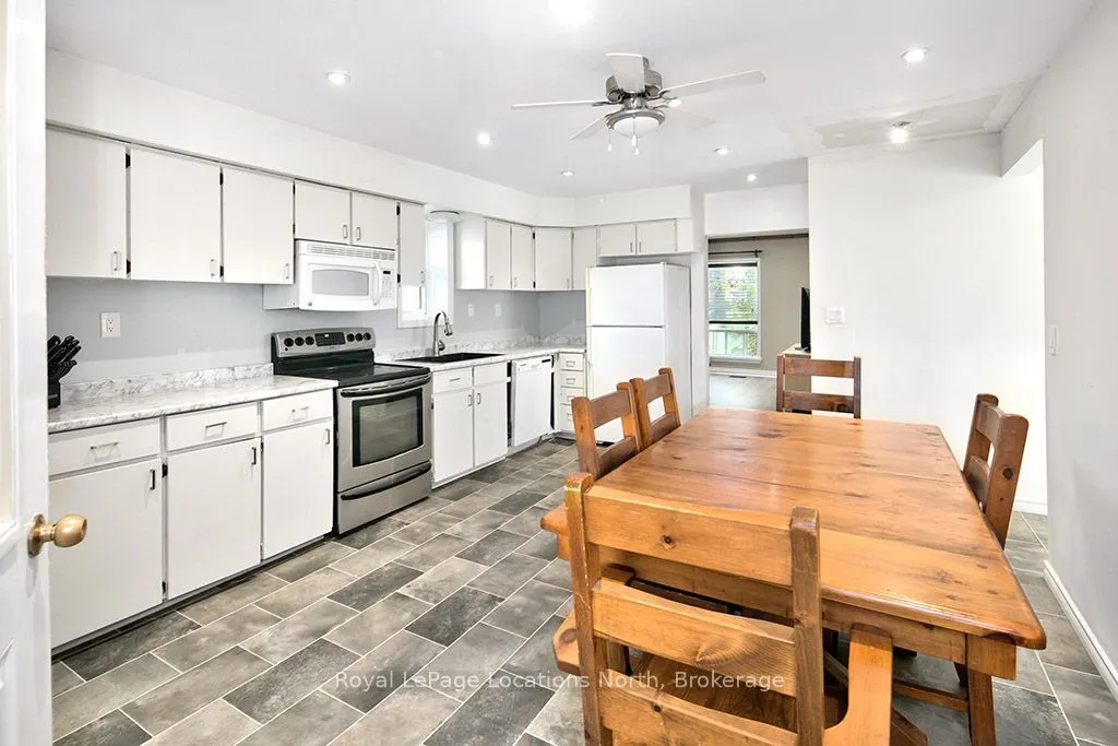 140 Loucks Lane