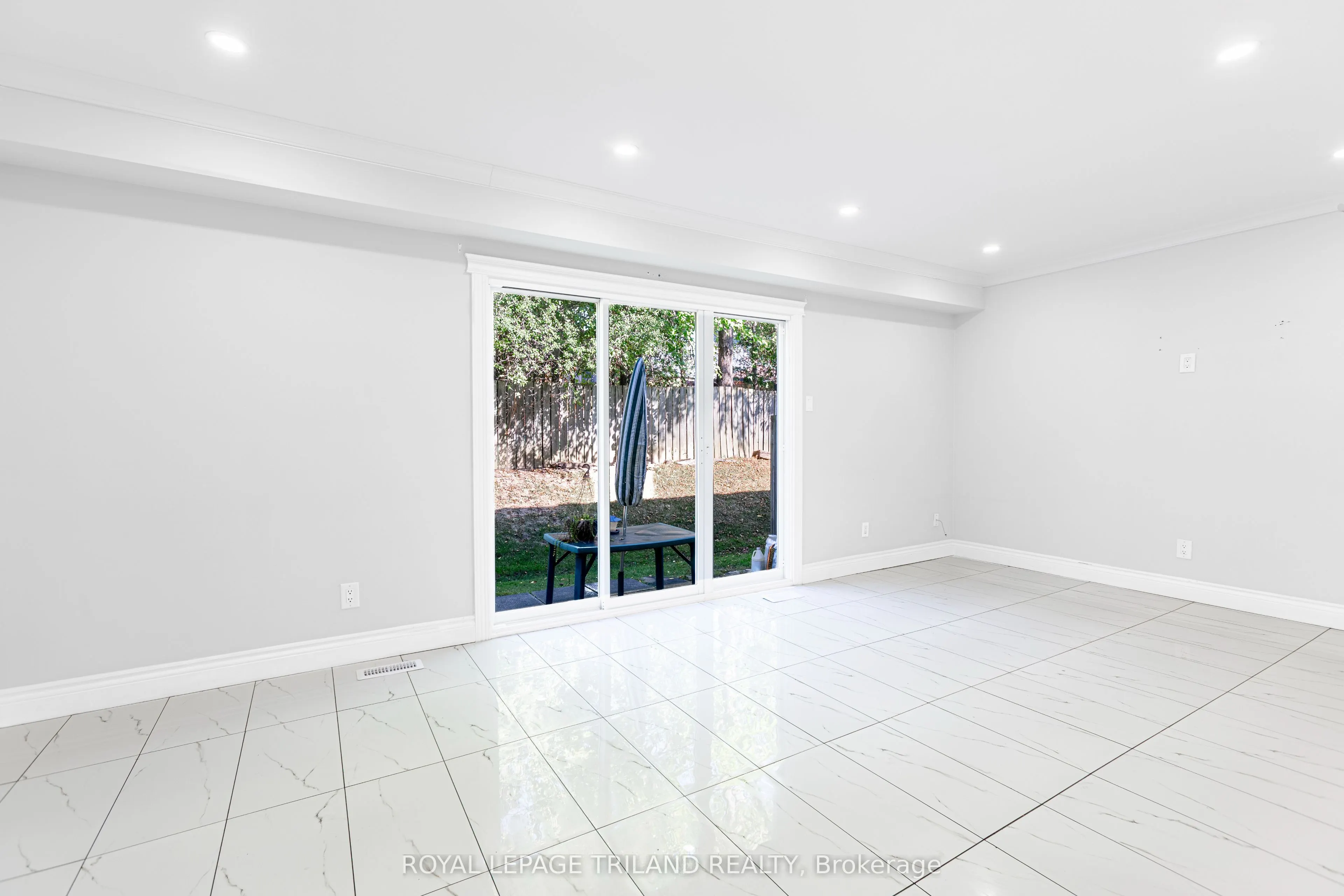 30 Clarendon Crescent, #39