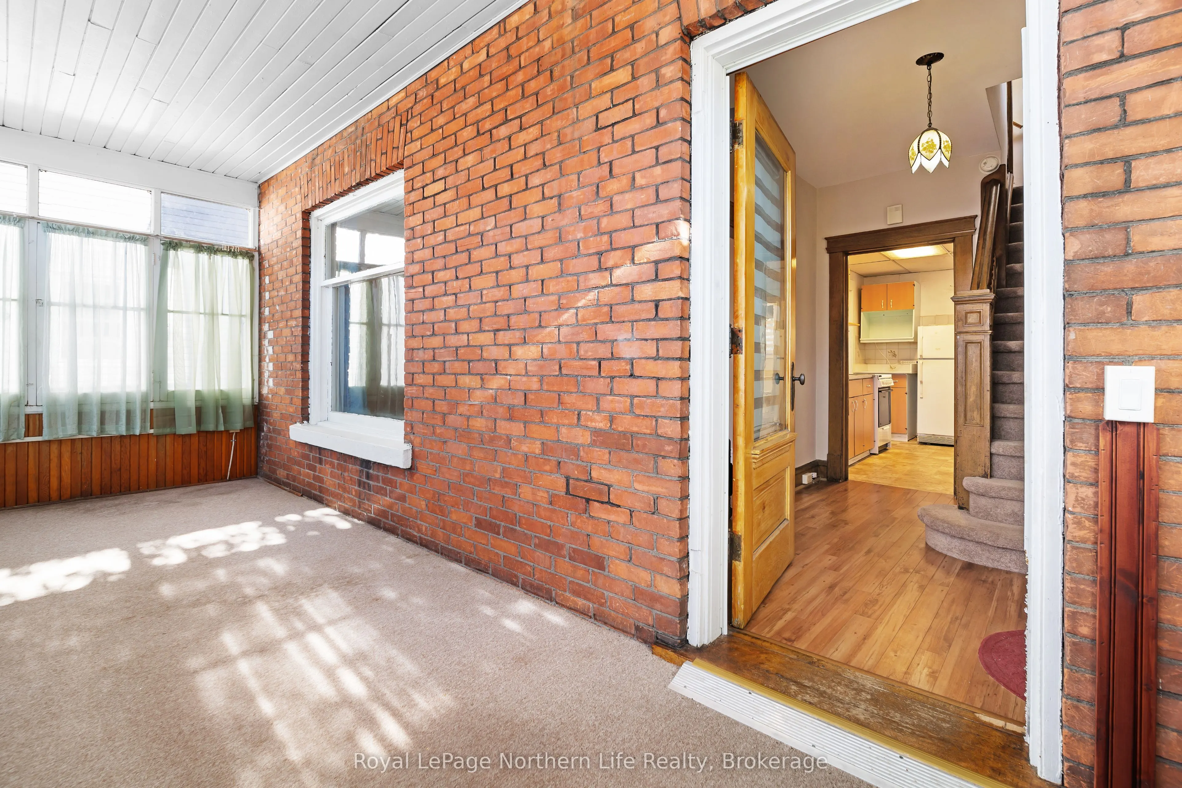 986 Main Street