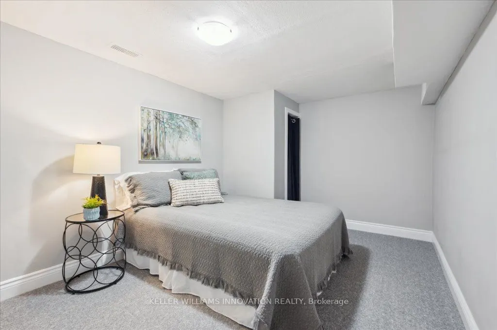 28 Bur Oak Drive