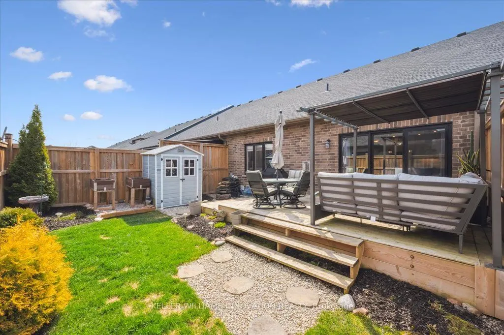 28 Bur Oak Drive