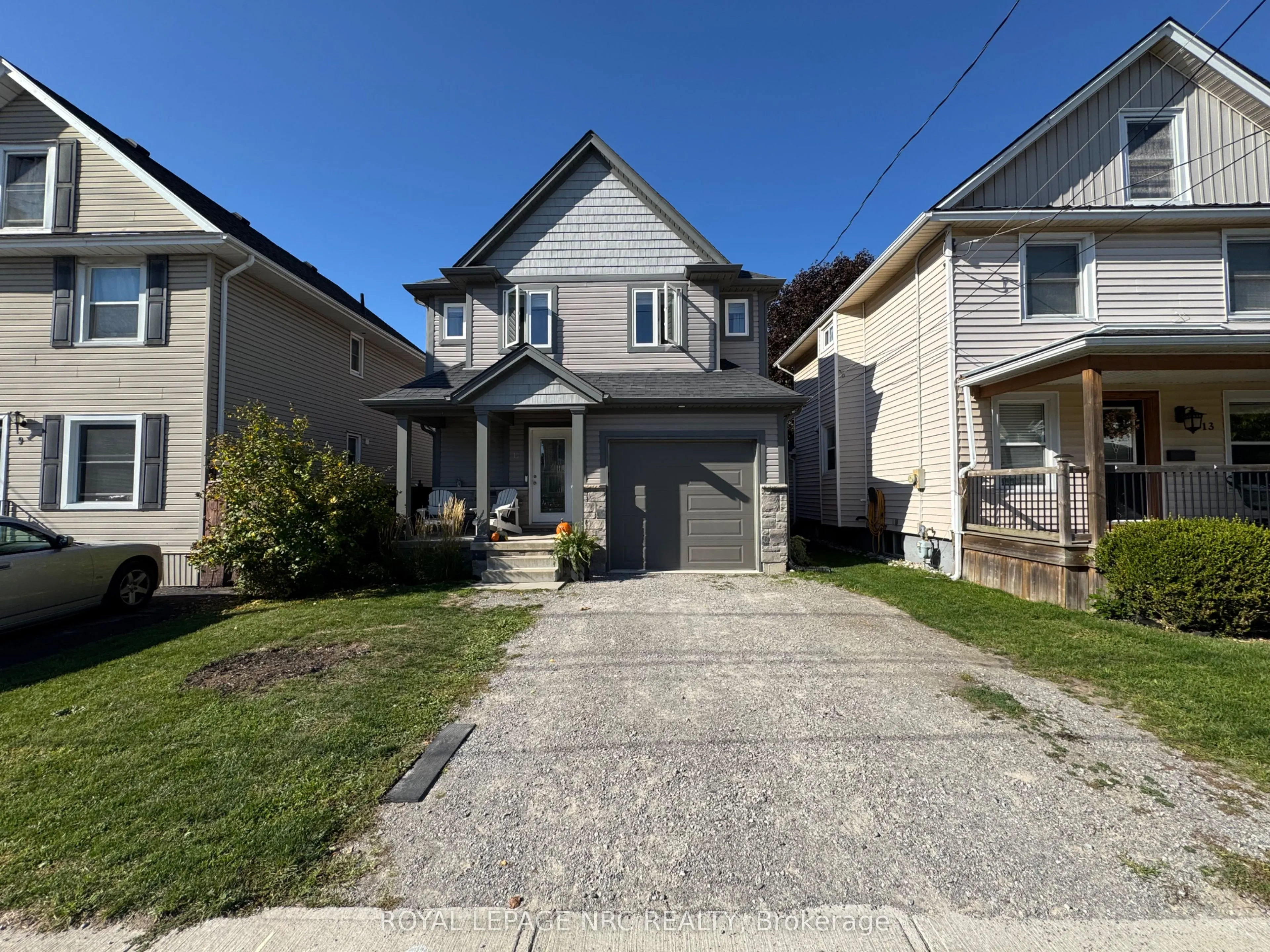 11 Violet Street