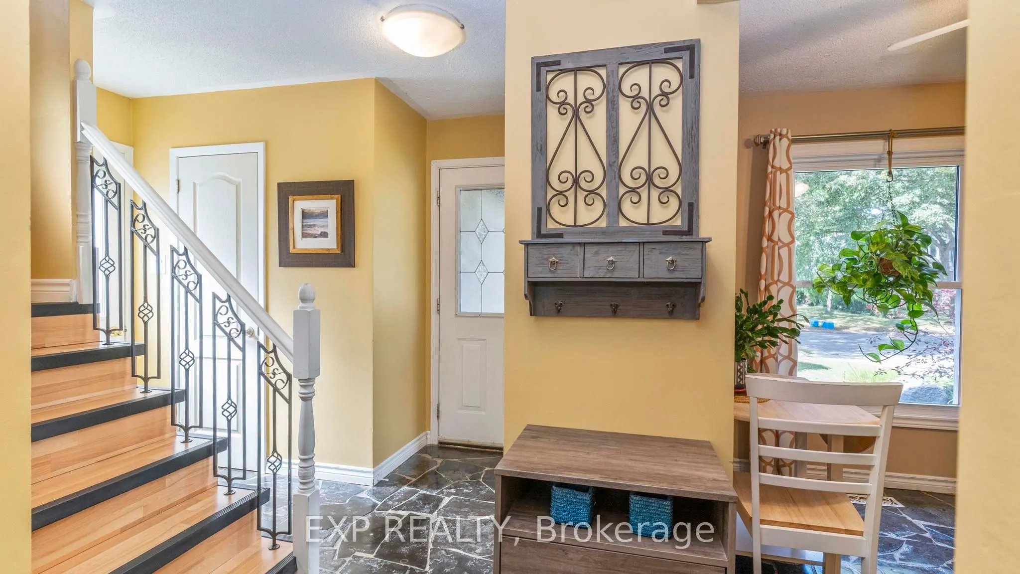116 Glenroy Crescent