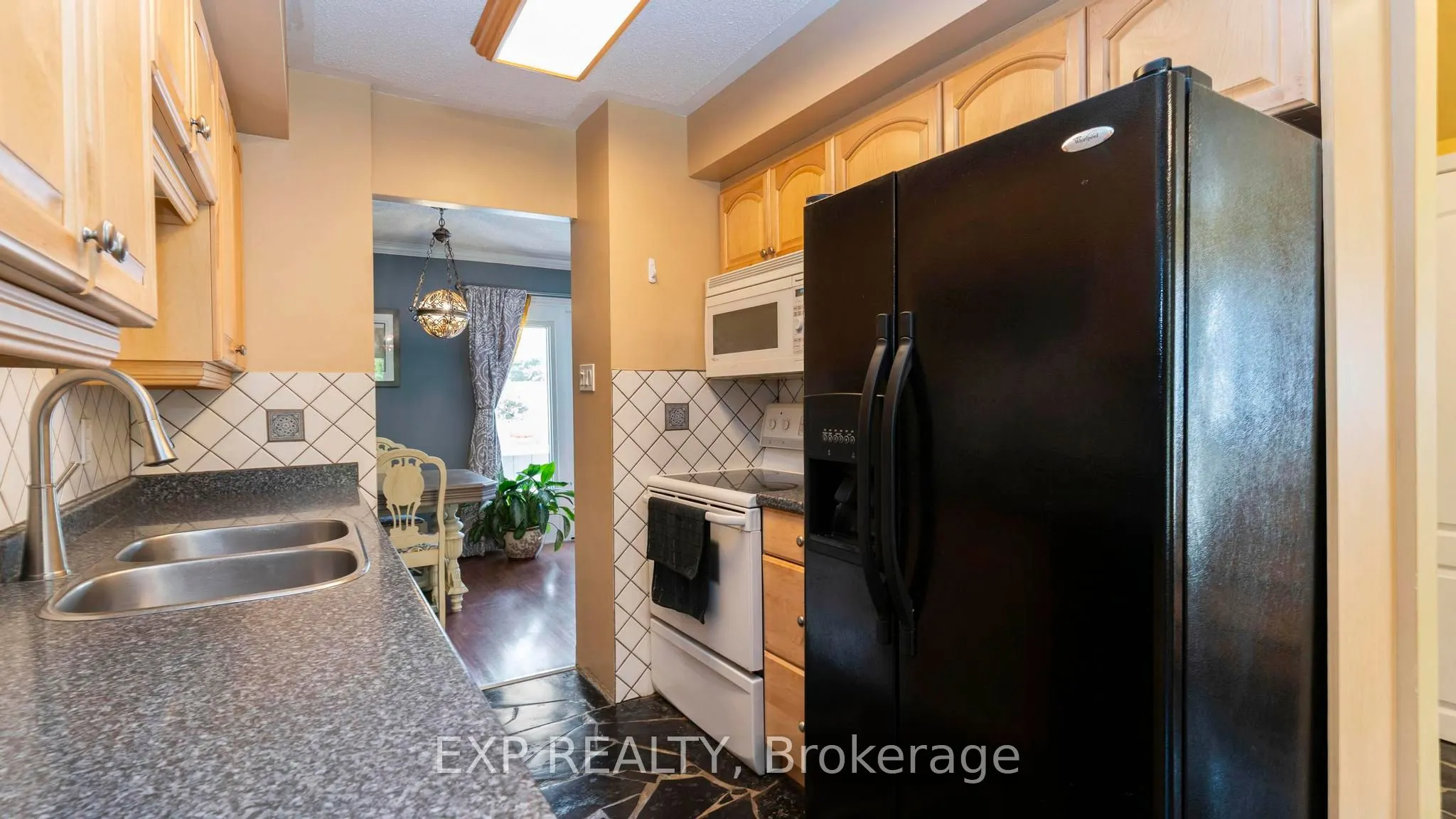 116 Glenroy Crescent