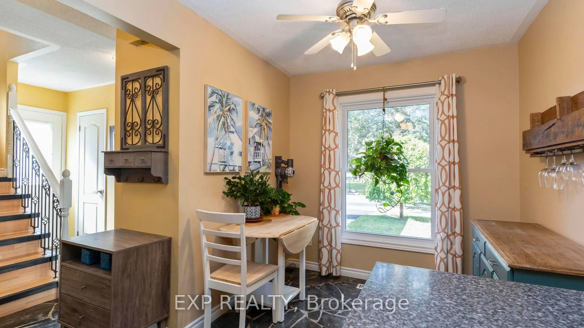 116 Glenroy Crescent