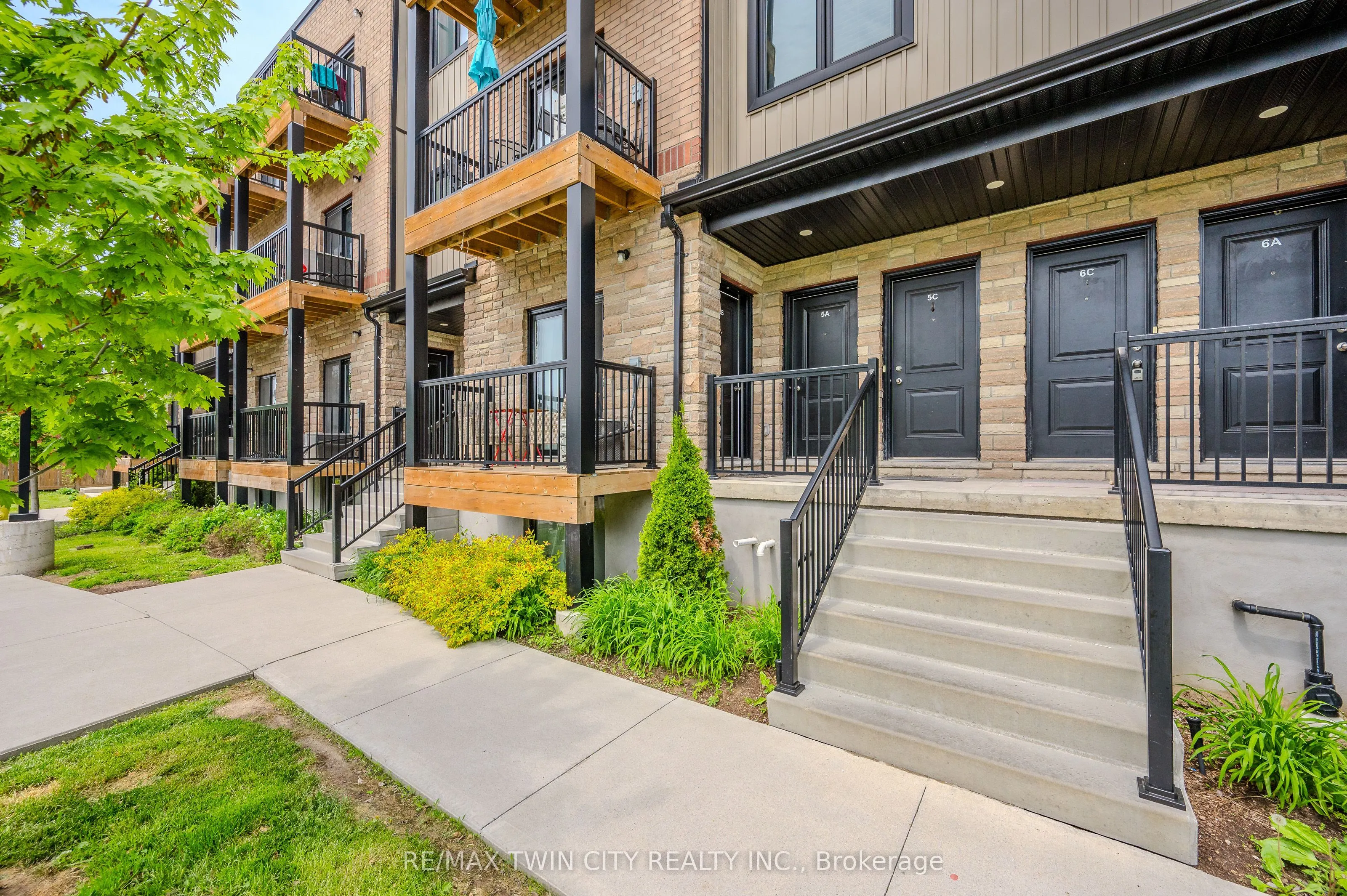 164 Heiman Street, #5