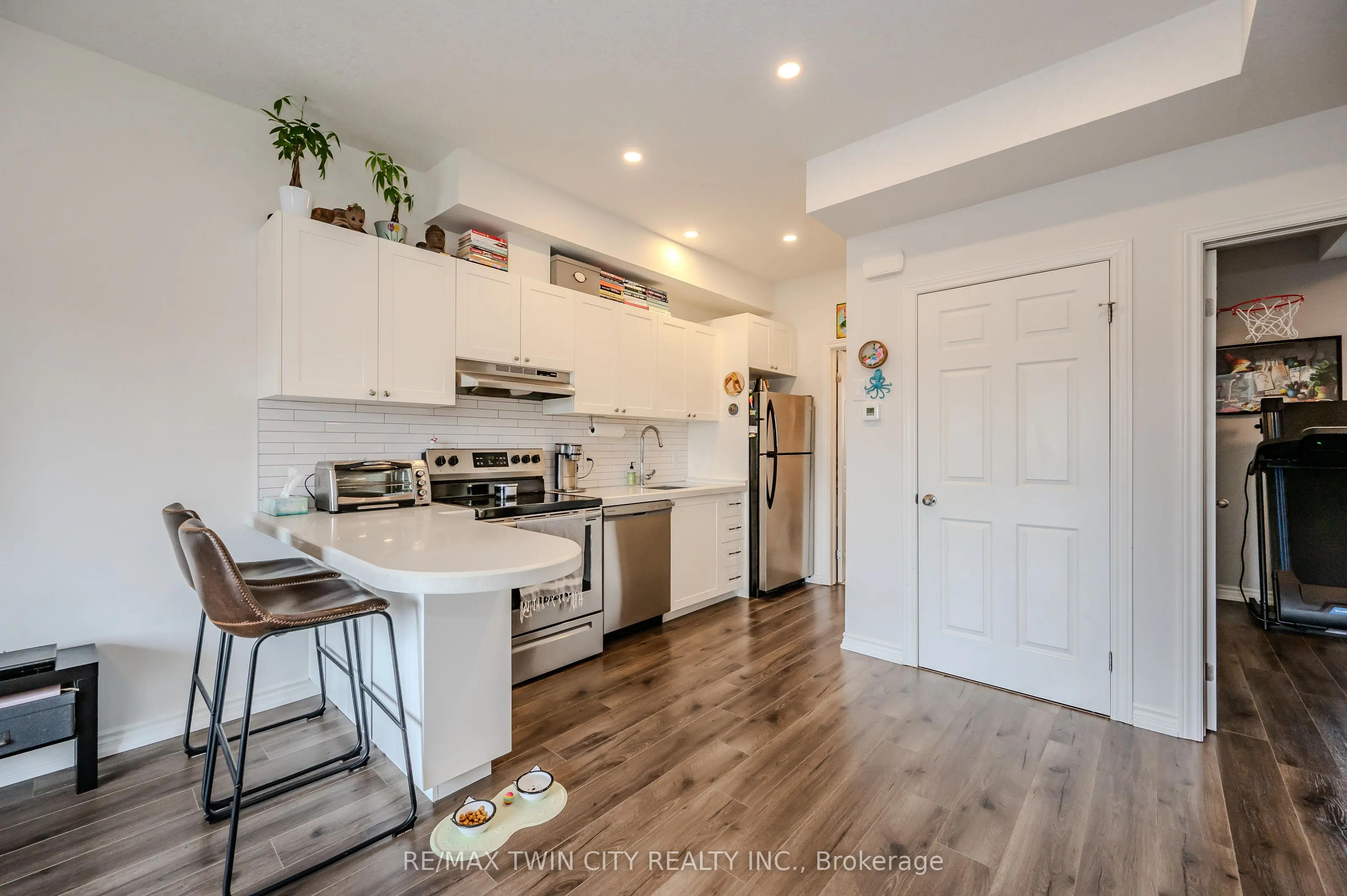 164 Heiman Street, #5