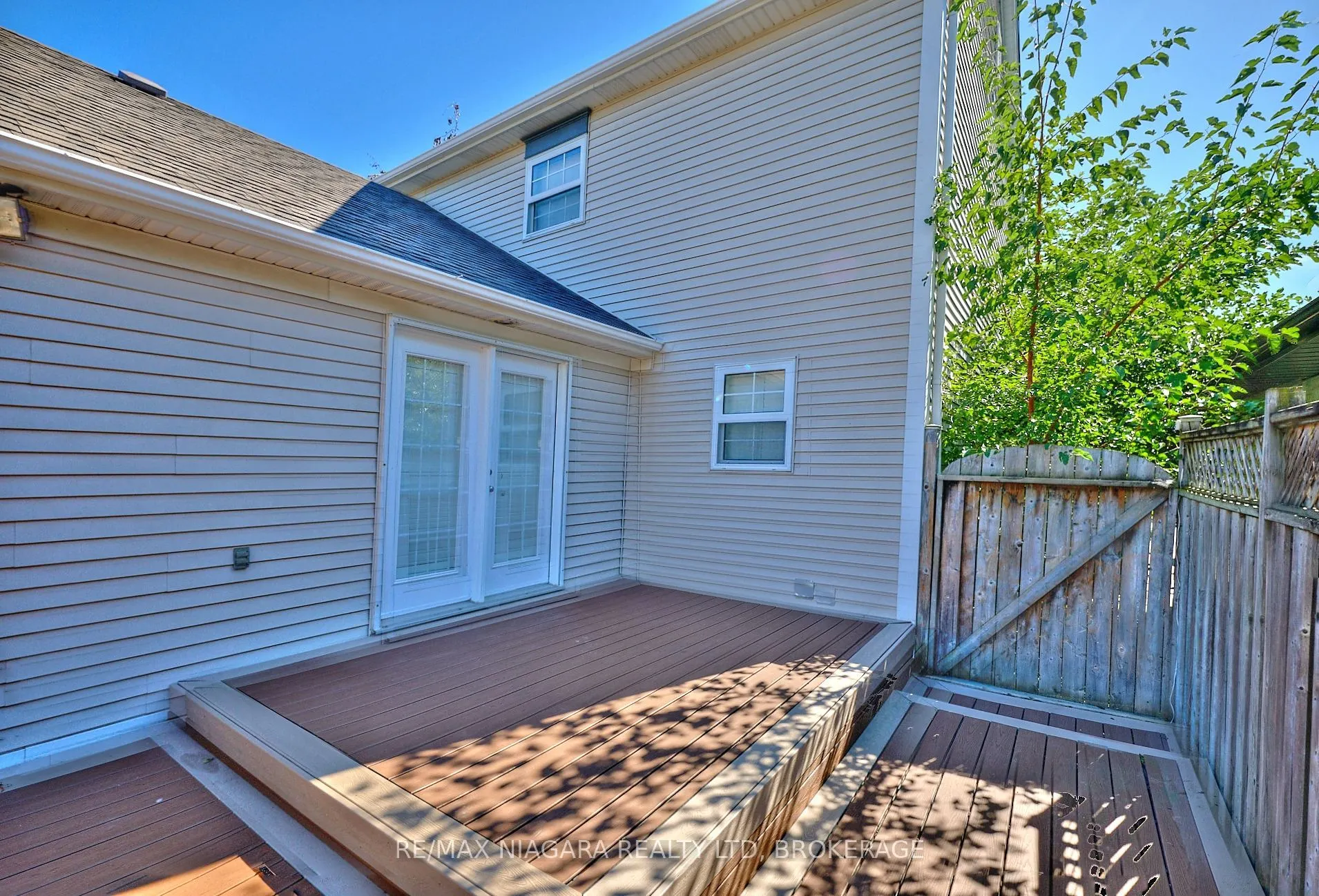 1 Breckenridge Boulevard