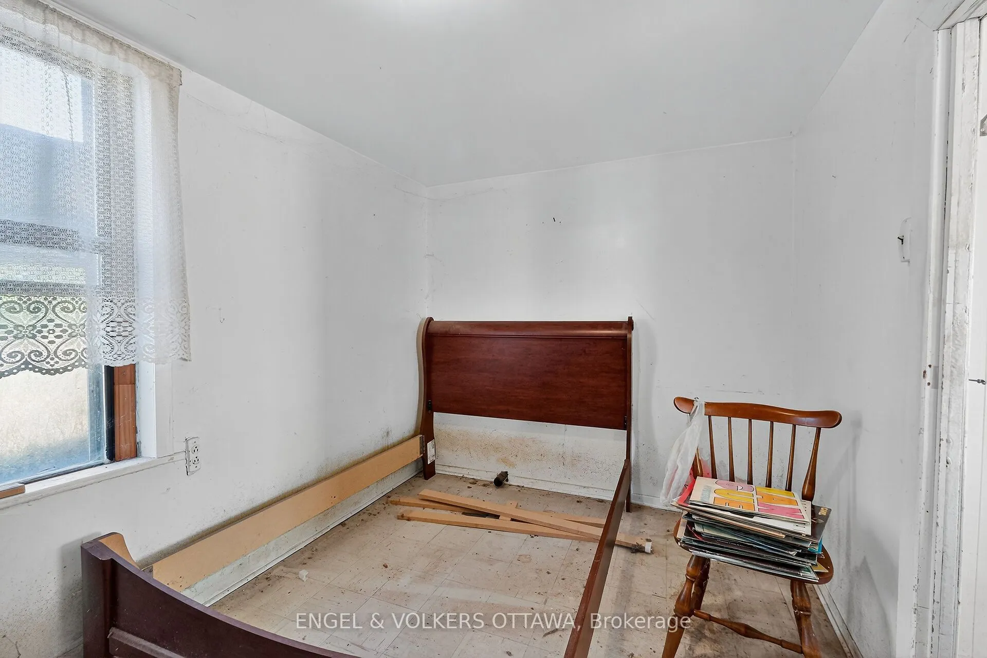 2795 Rollin Road