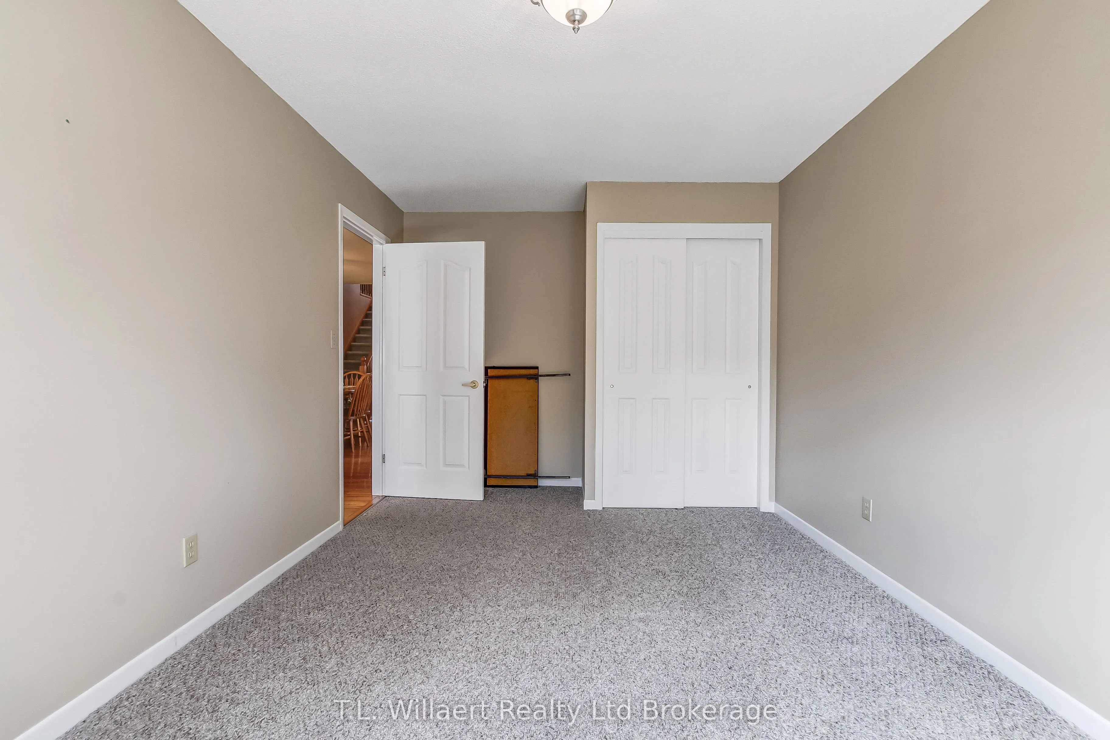 62 Edwin Crescent