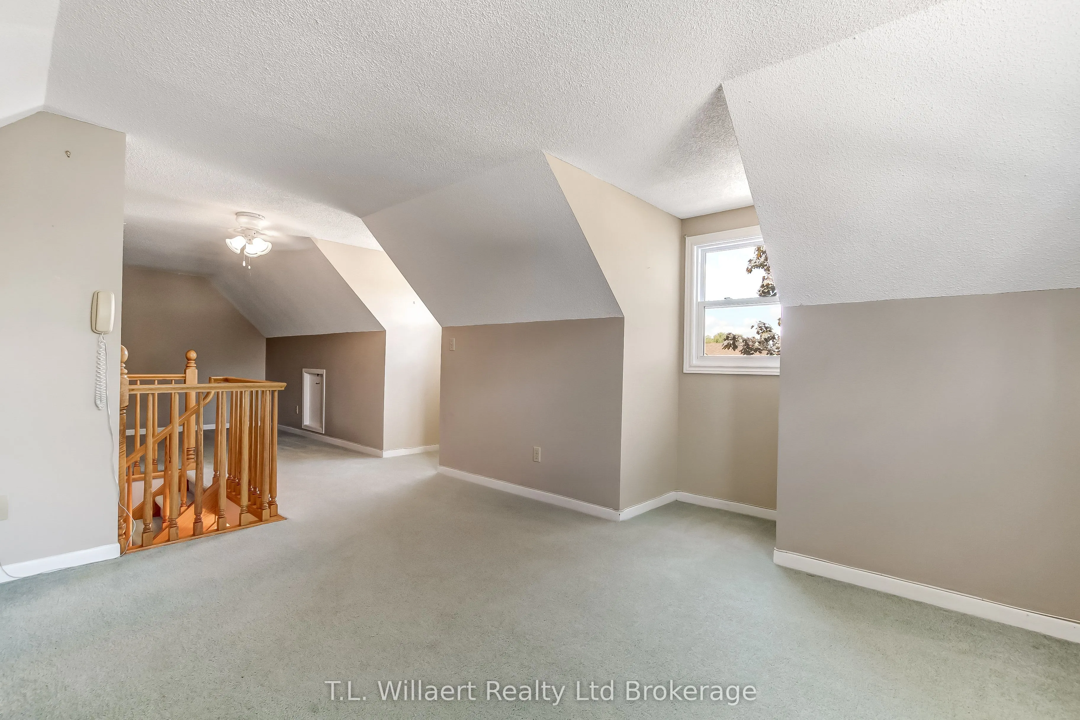62 Edwin Crescent