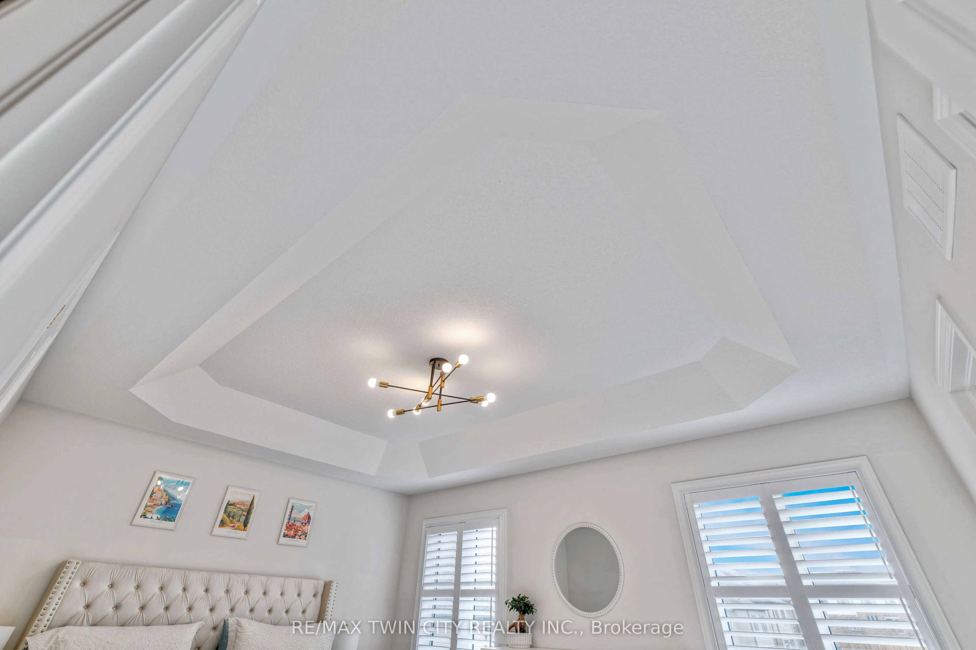 110 Haldimand Street