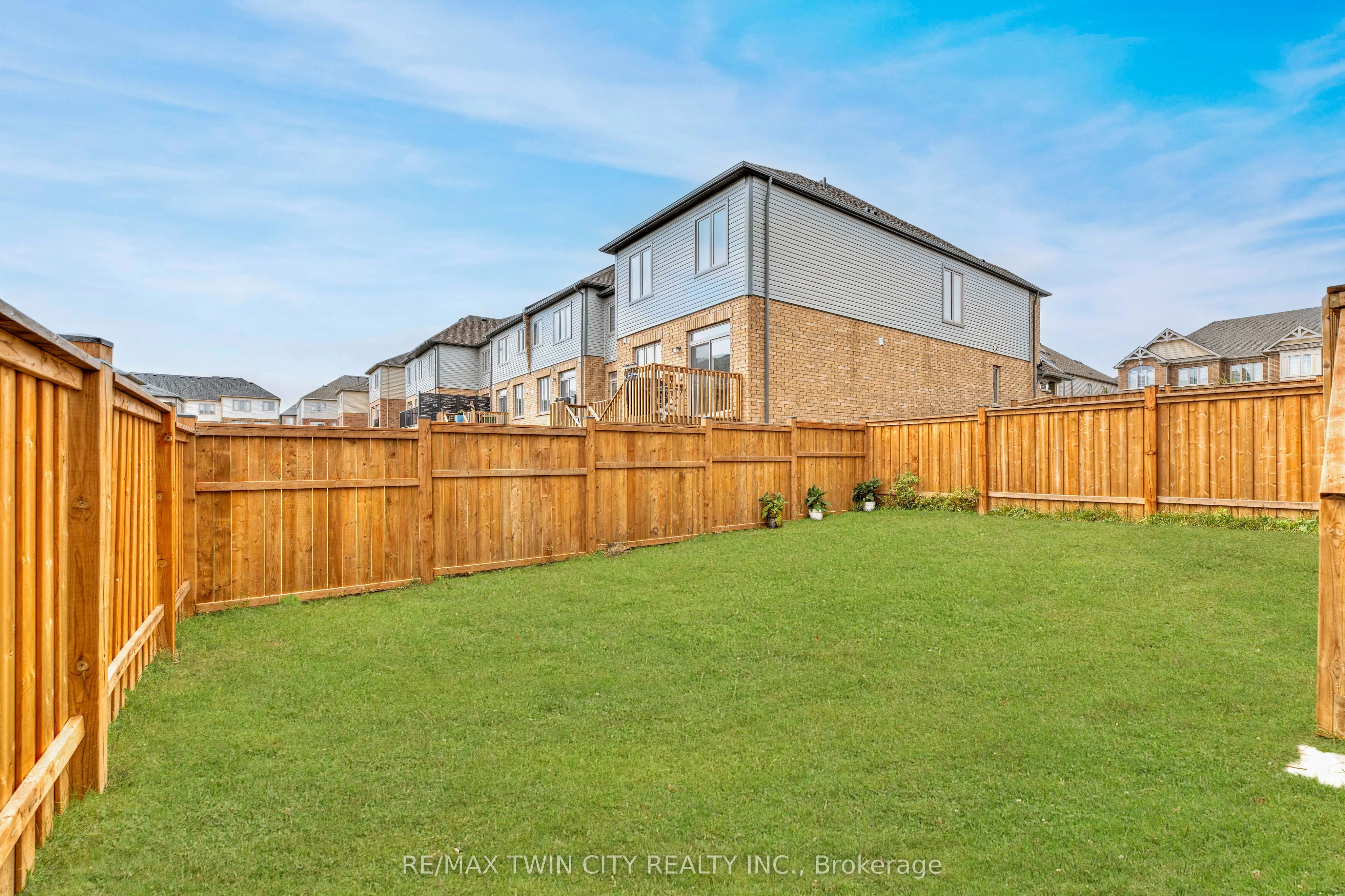 110 Haldimand Street