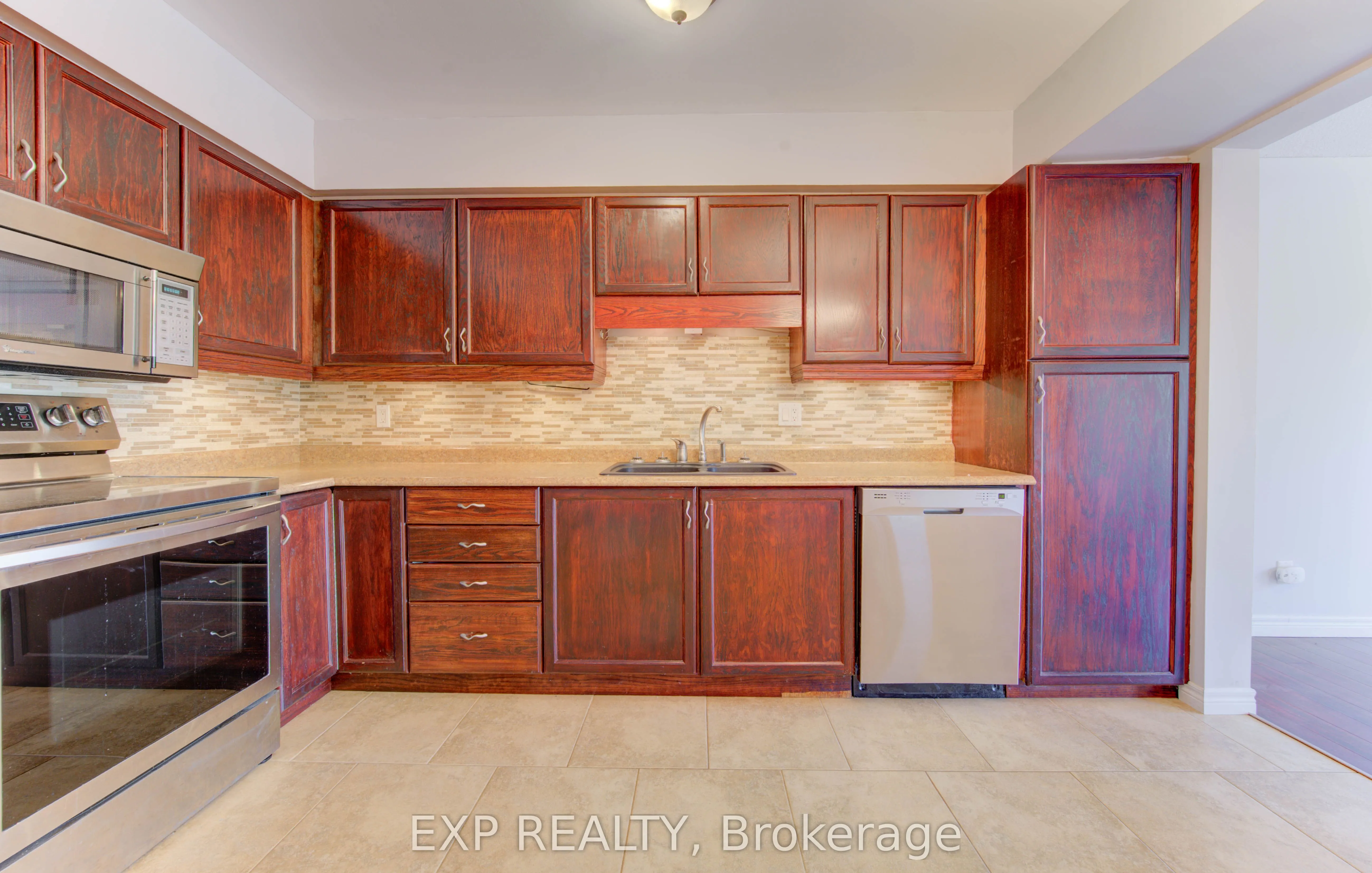 499 Oakvale Drive, #6