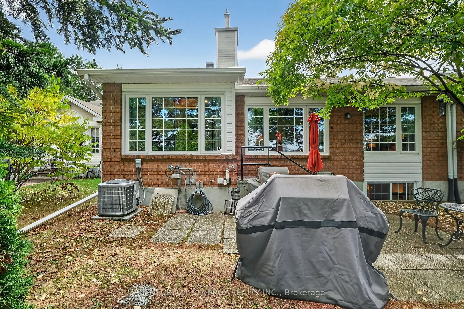 18 Oyster Bay Court