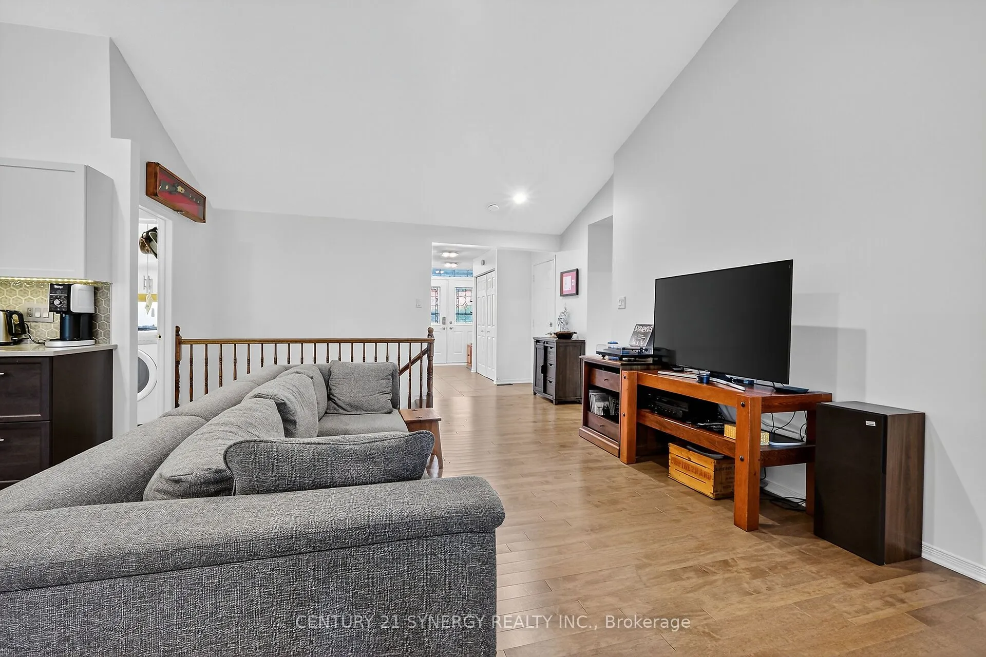 18 Oyster Bay Court